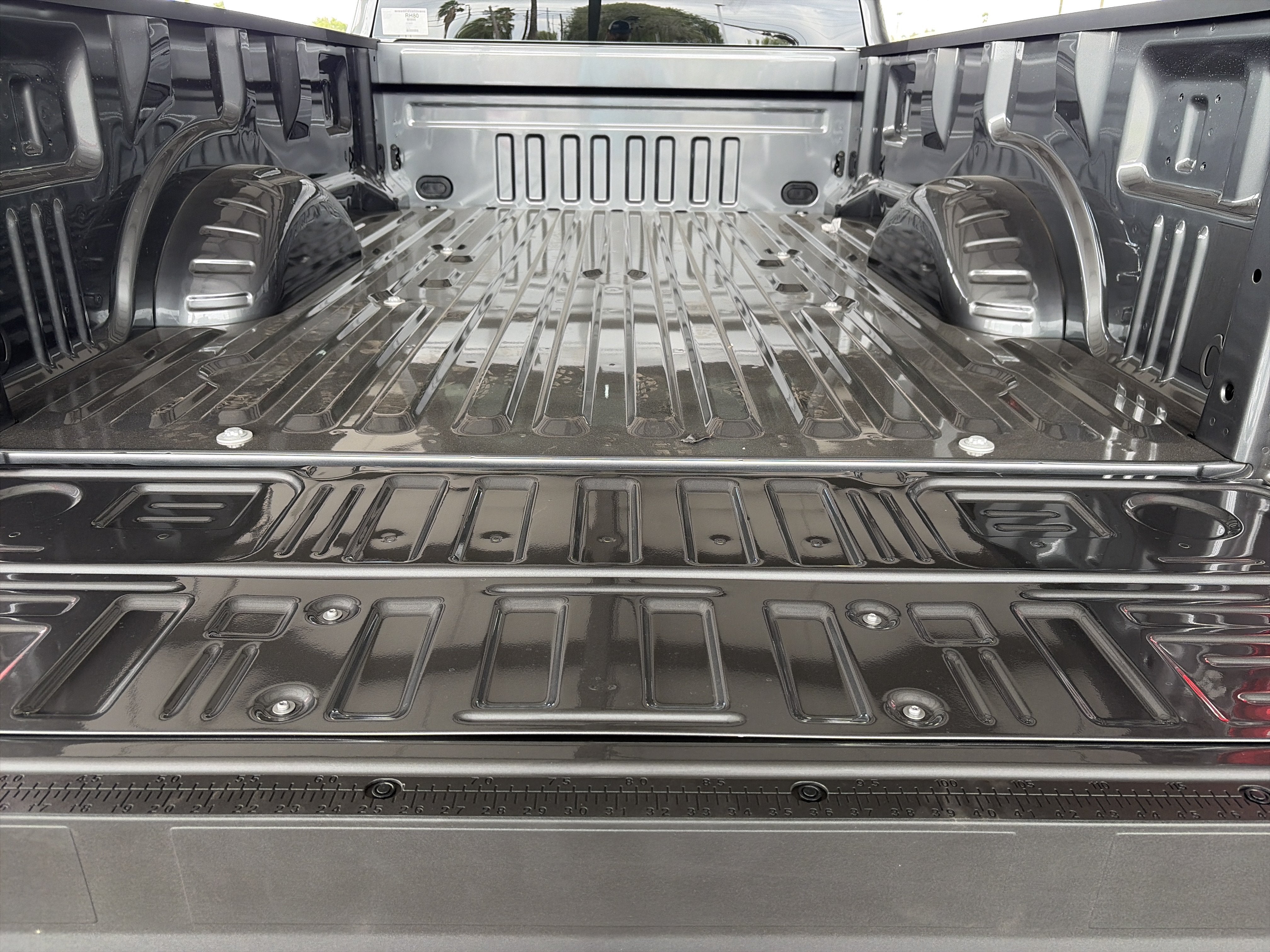 2027 Ford Super Duty F-350 DRW XL