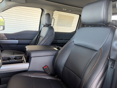2026 Ford Super Duty F-350 DRW LARIAT