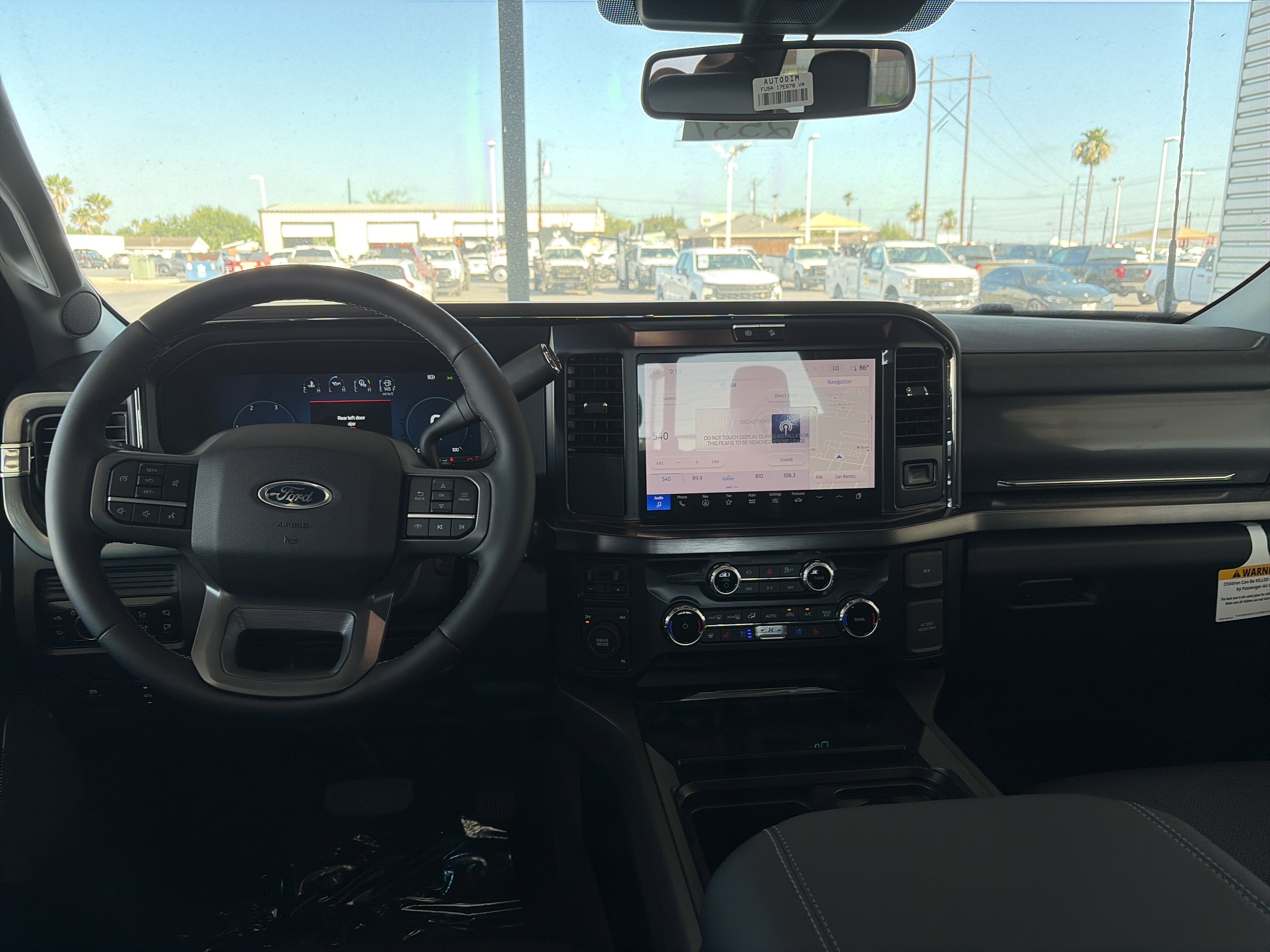 2026 Ford Super Duty F-350 DRW LARIAT