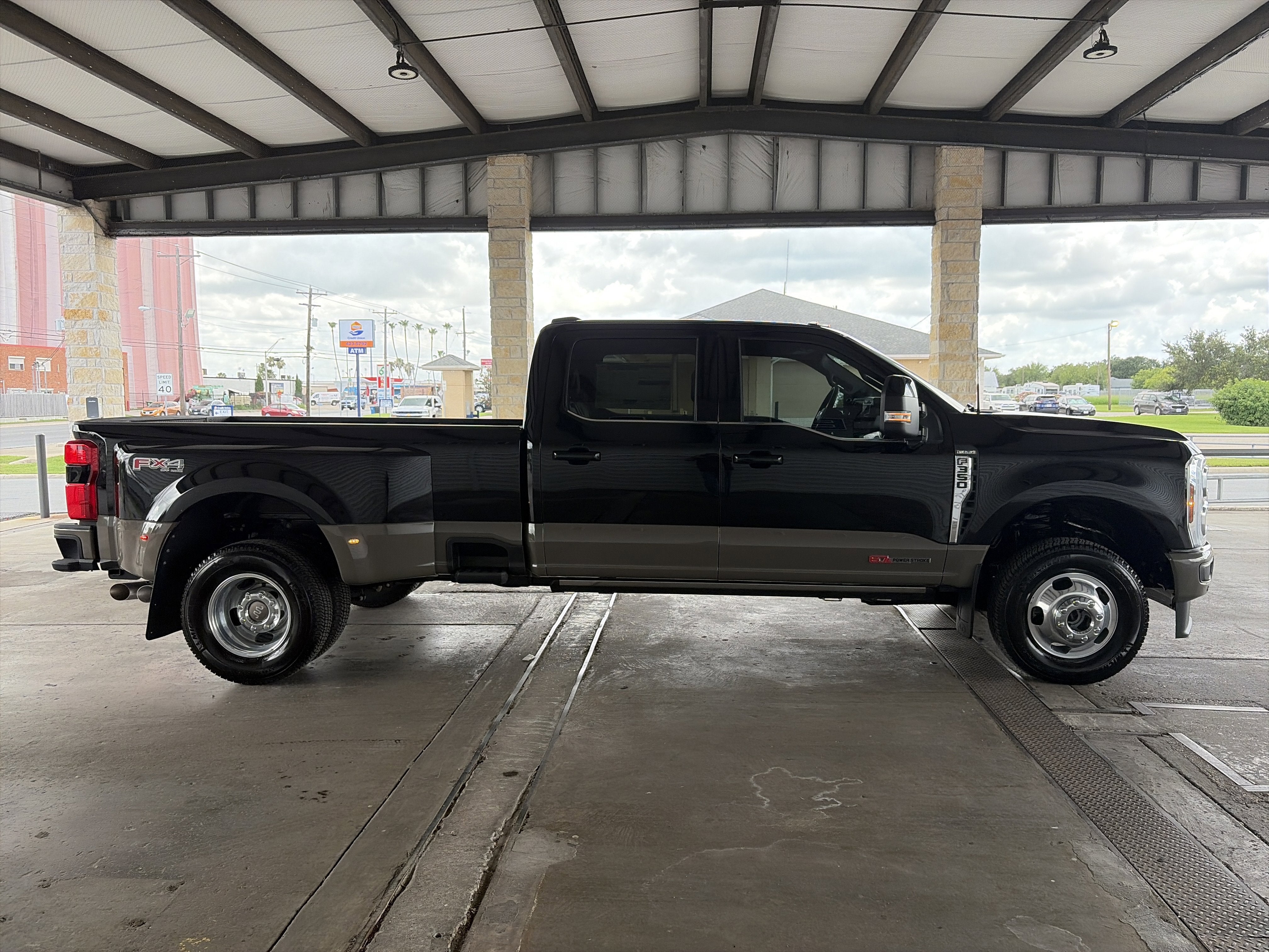 2026 Ford Super Duty F-350 DRW King Ranch