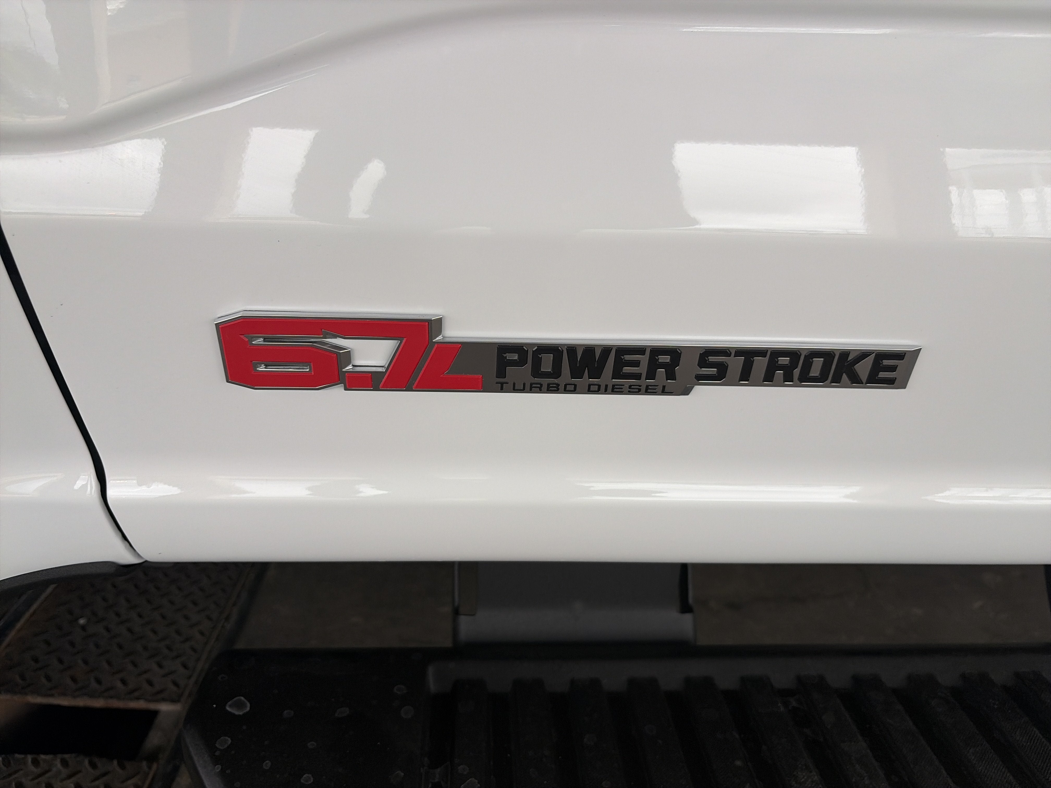 2027 Ford Super Duty F-350 DRW XL