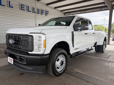 2027 Ford Super Duty F-350 DRW XL