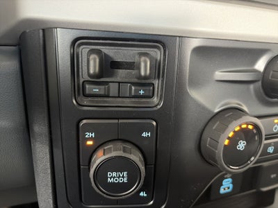 2027 Ford Super Duty F-350 DRW XL