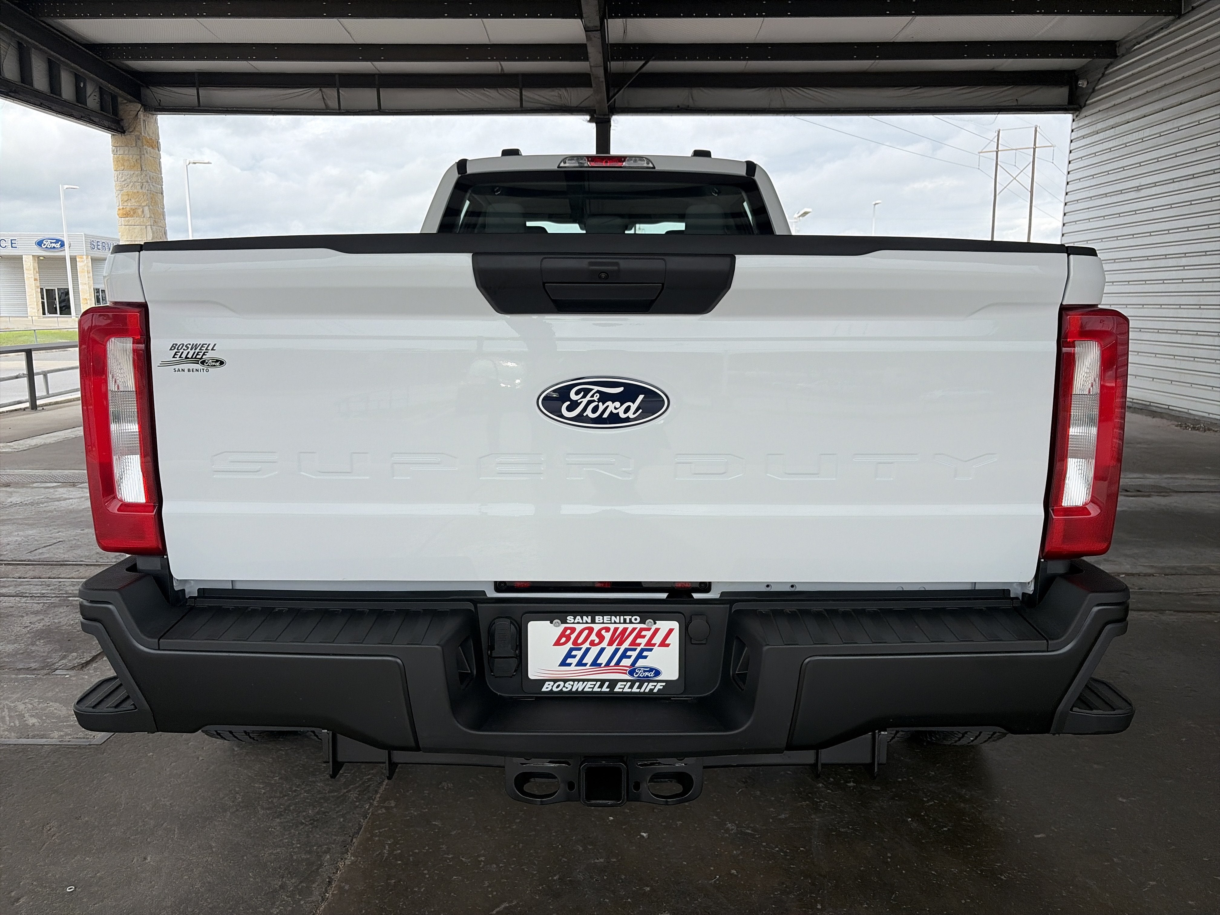 2027 Ford Super Duty F-350 DRW XL