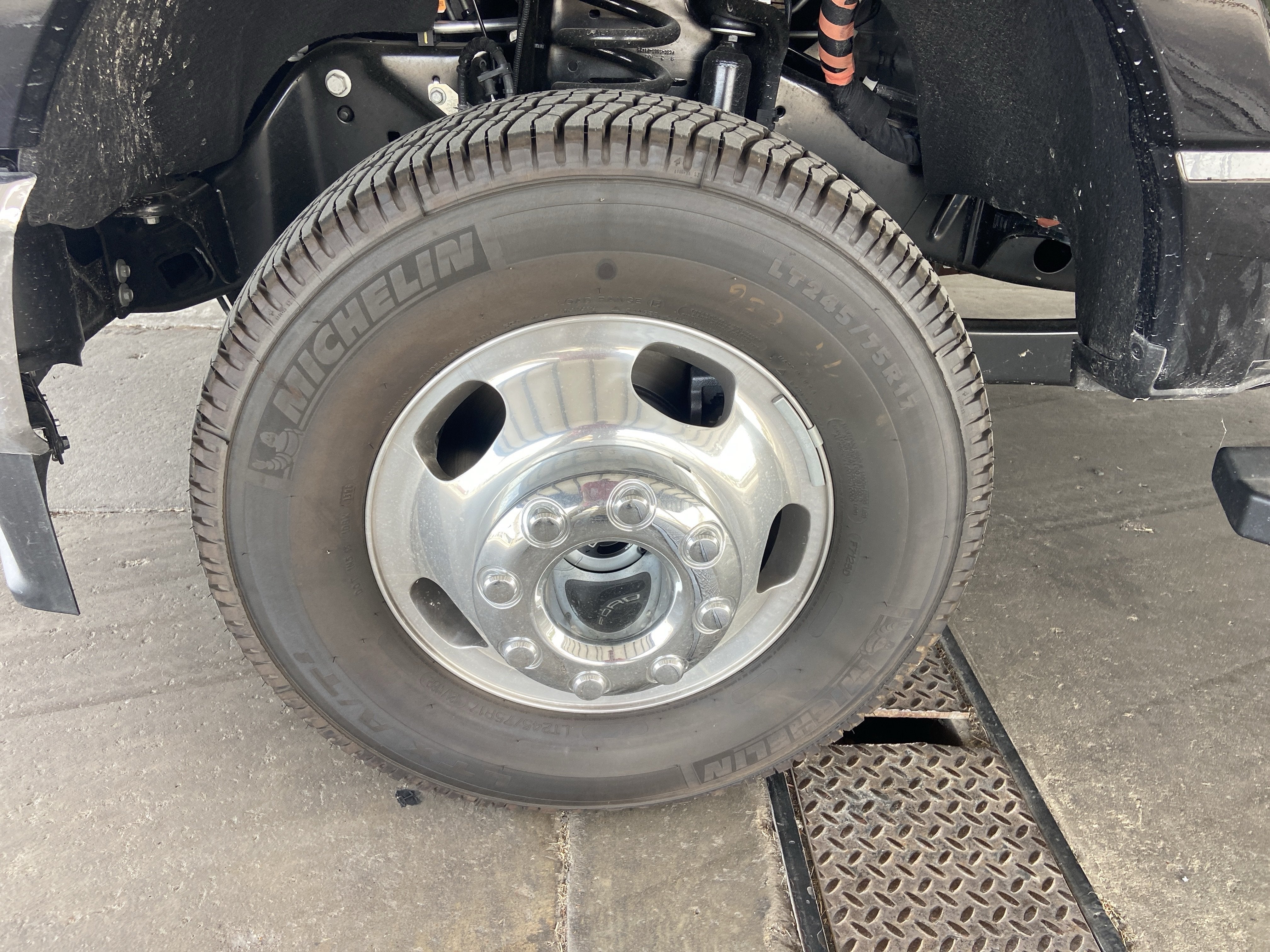 2026 Ford Super Duty F-350 DRW F-350® XLT