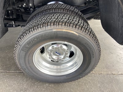 2026 Ford Super Duty F-350 DRW F-350® XLT