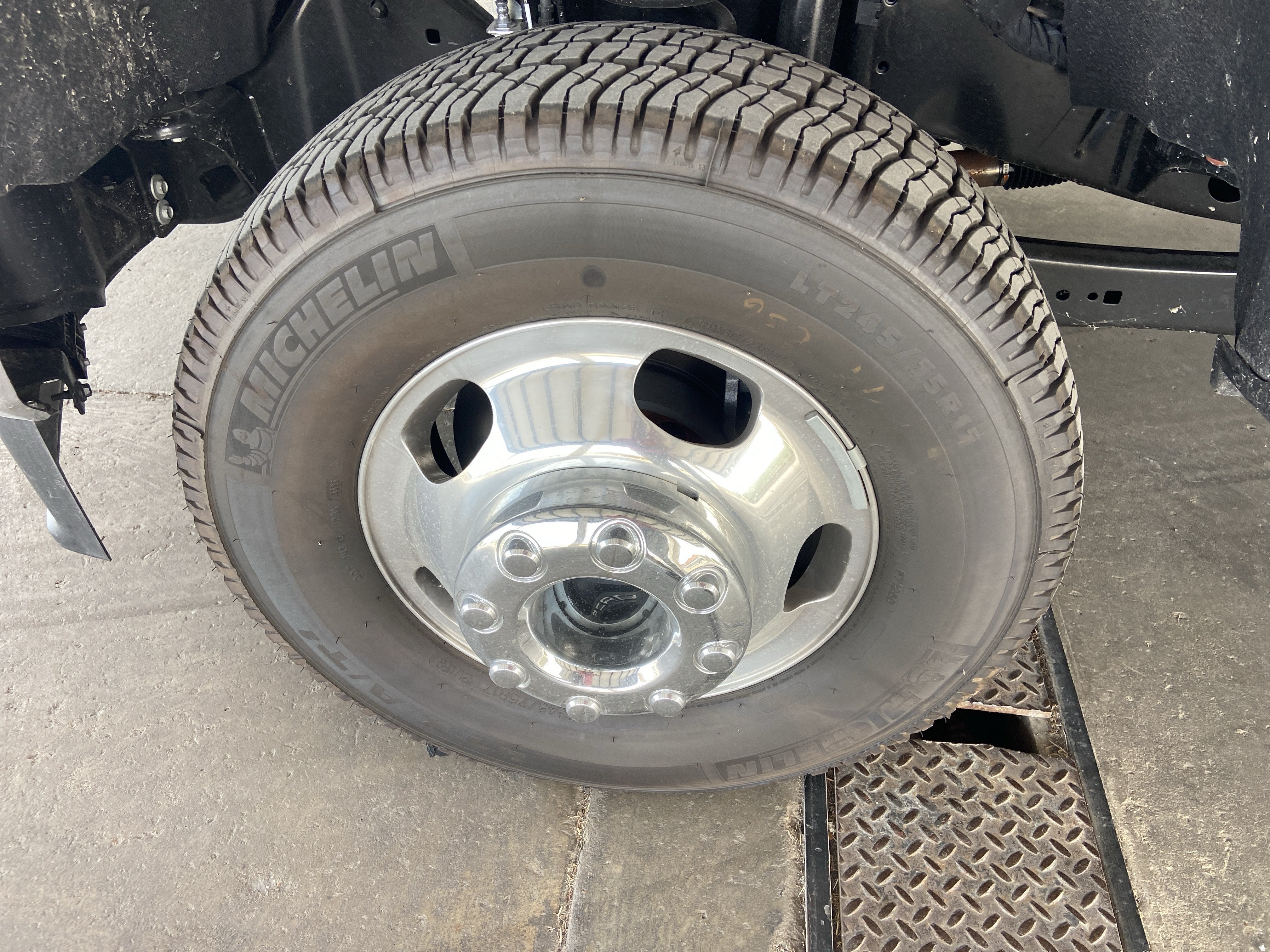 2026 Ford Super Duty F-350 DRW F-350® XLT