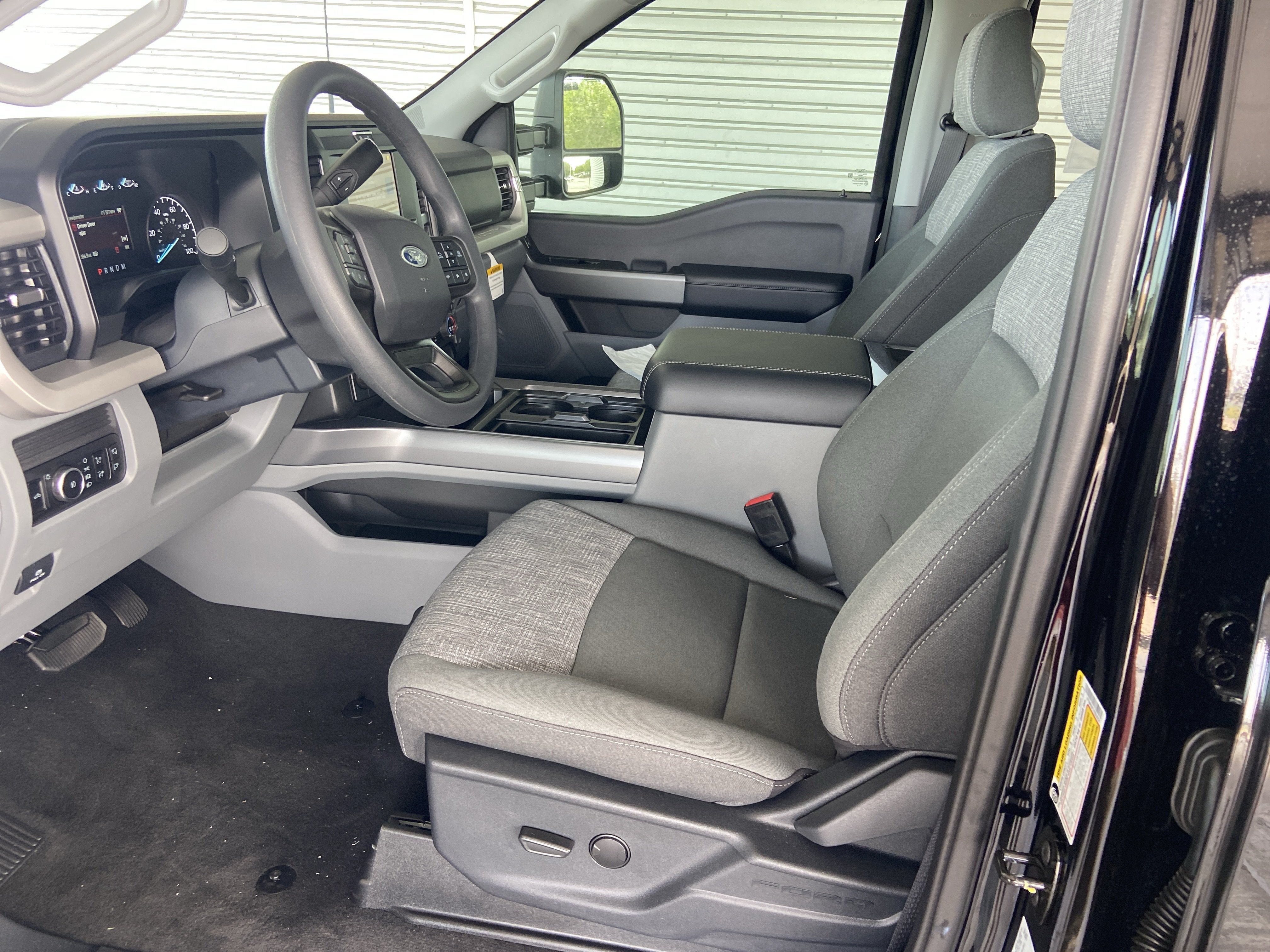 2026 Ford Super Duty F-350 DRW F-350® XLT