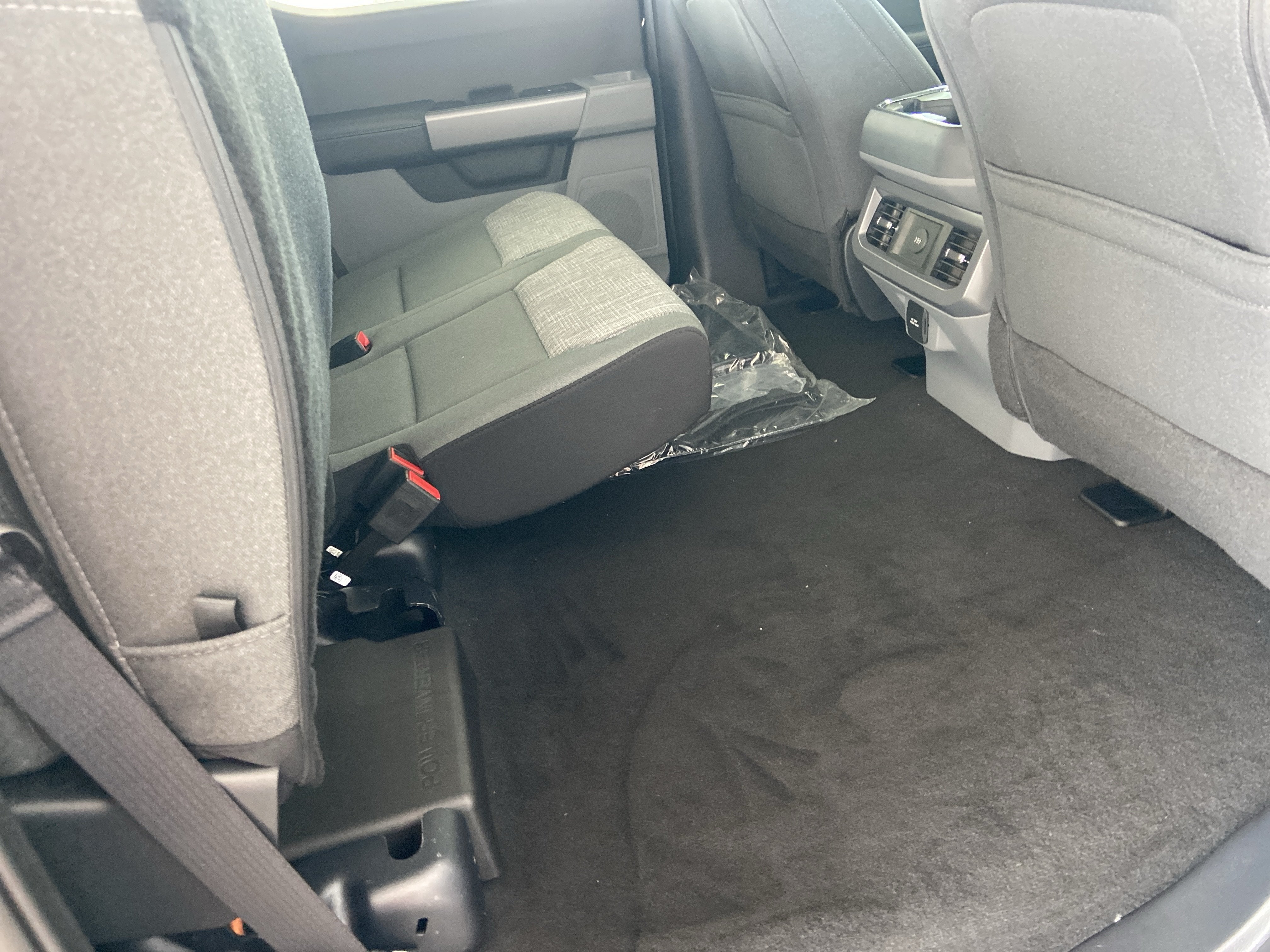 2026 Ford Super Duty F-350 DRW F-350® XLT