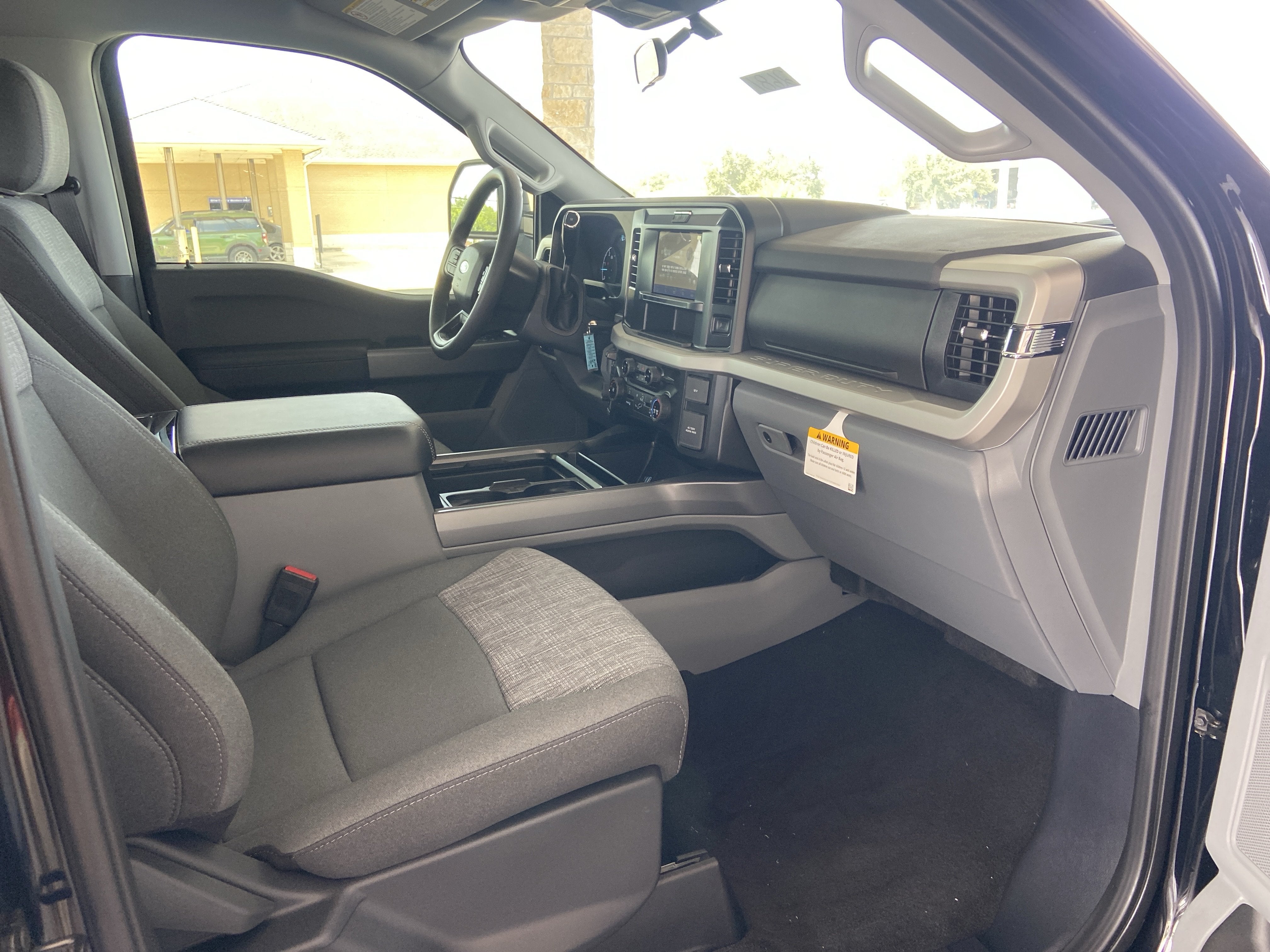 2026 Ford Super Duty F-350 DRW F-350® XLT