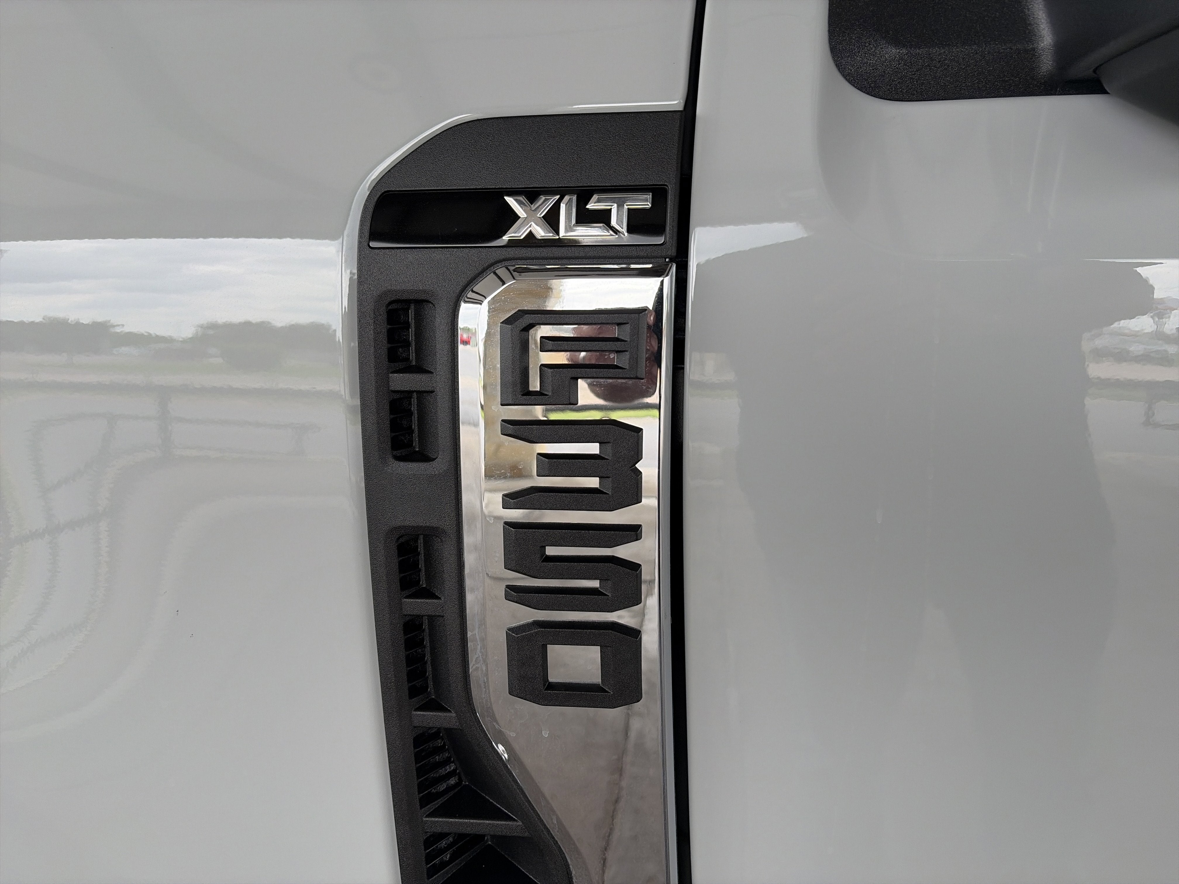 2026 Ford Super Duty F-350 DRW XLT