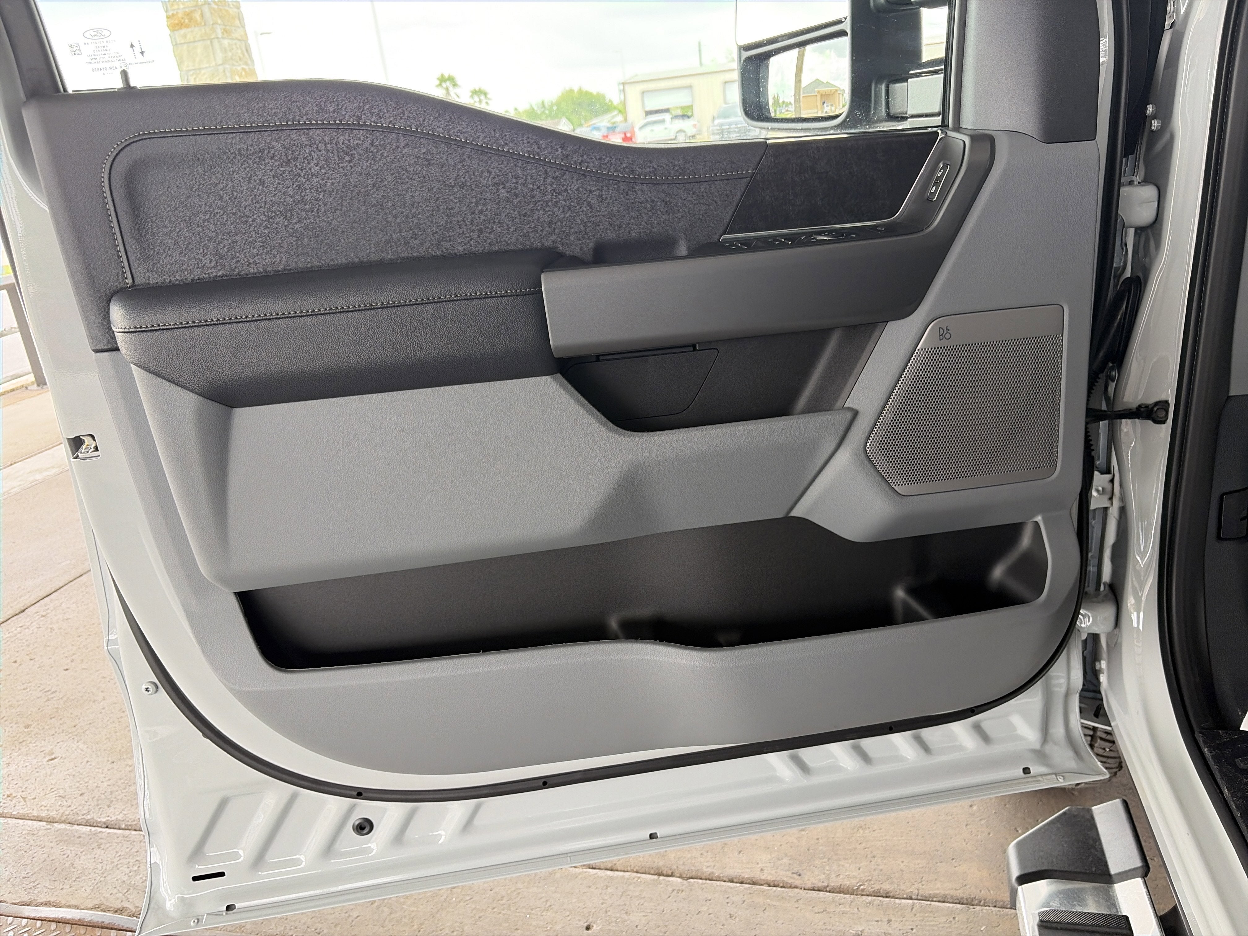 2026 Ford Super Duty F-350 DRW XLT