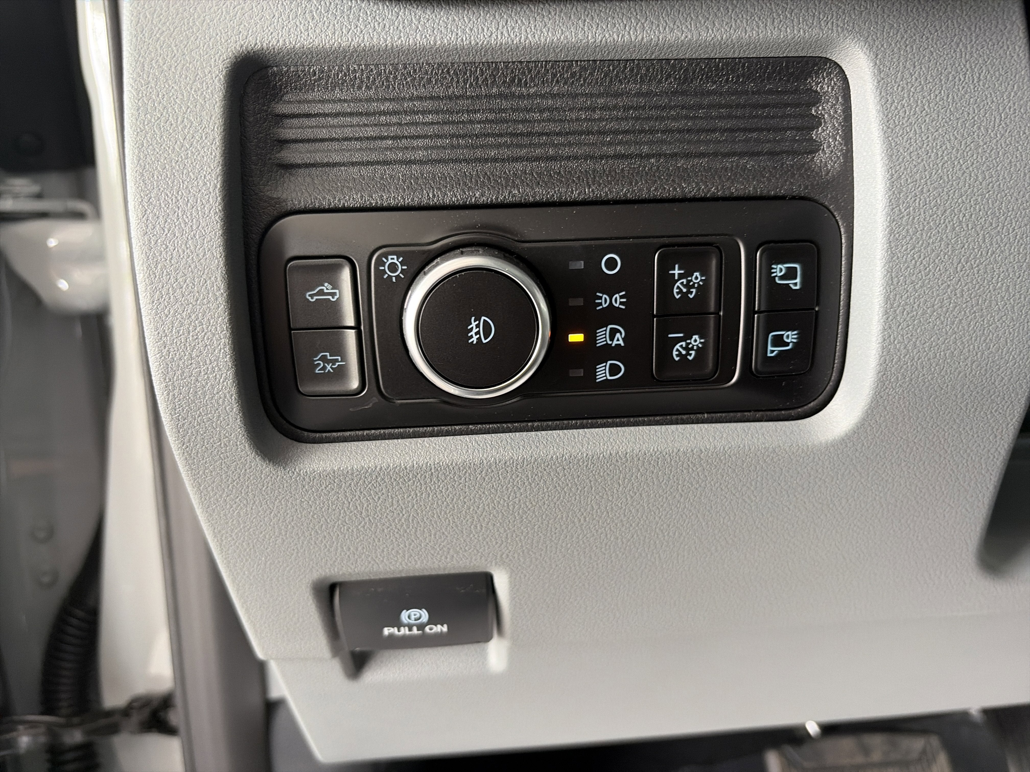 2026 Ford Super Duty F-350 DRW XLT