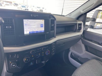 2026 Ford Super Duty F-350 DRW XL