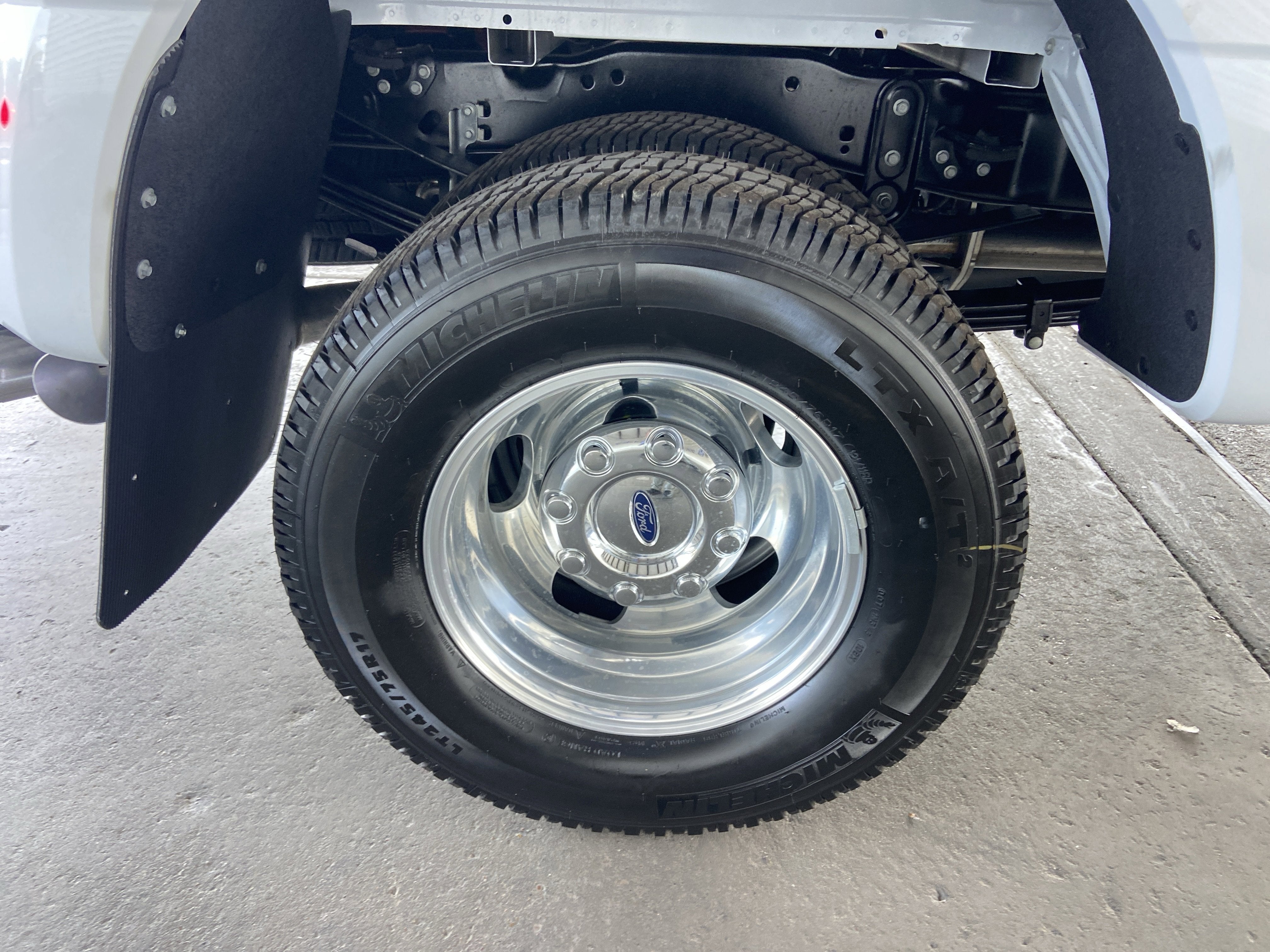 2026 Ford Super Duty F-350 DRW XL