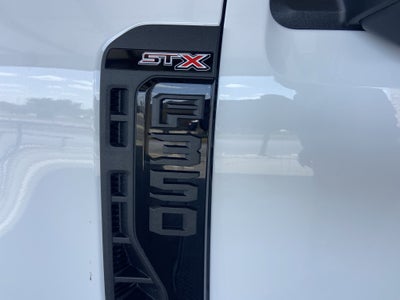 2026 Ford Super Duty F-350 DRW XL