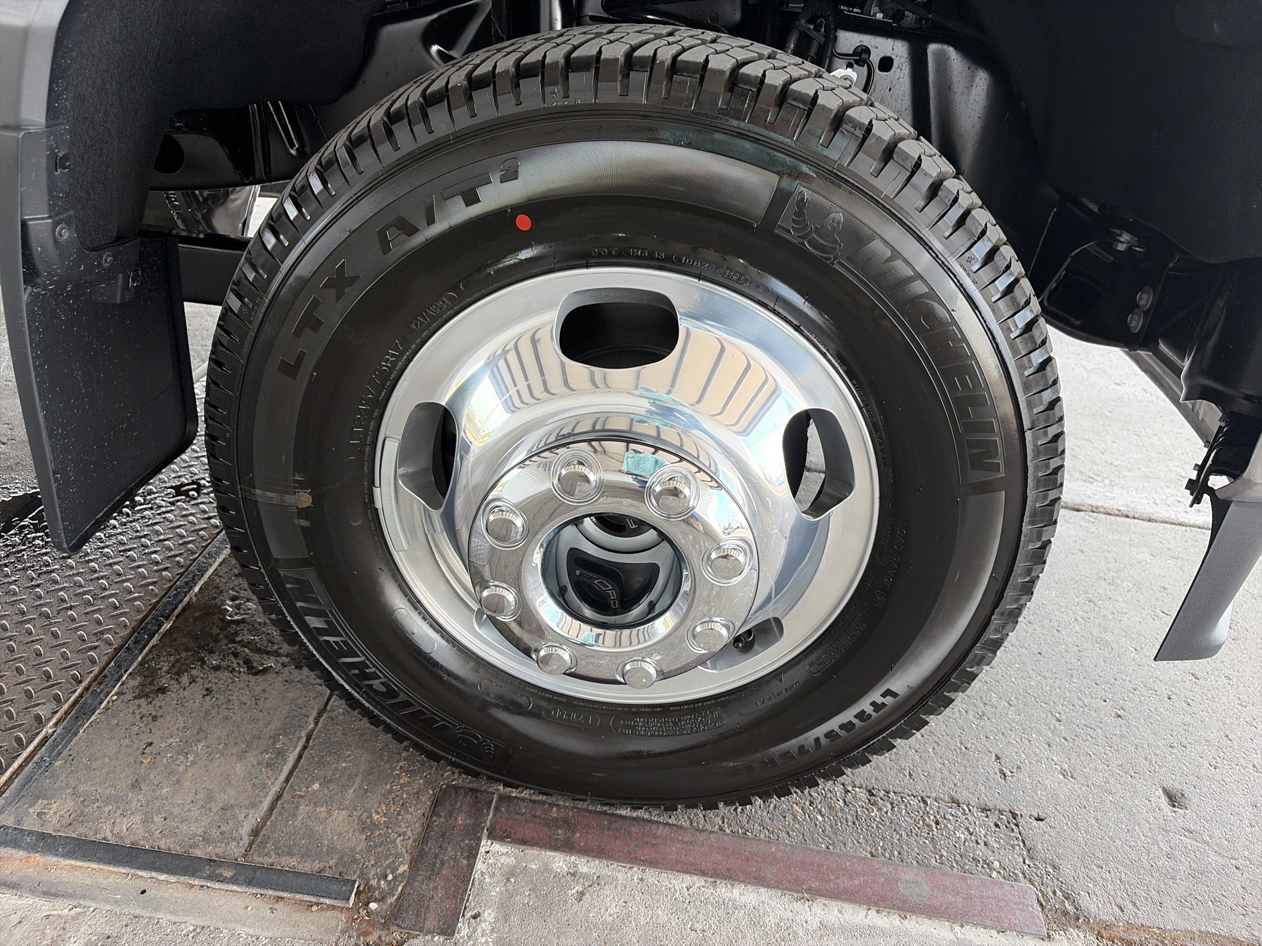 2026 Ford Super Duty F-350 DRW F-350® Lariat®