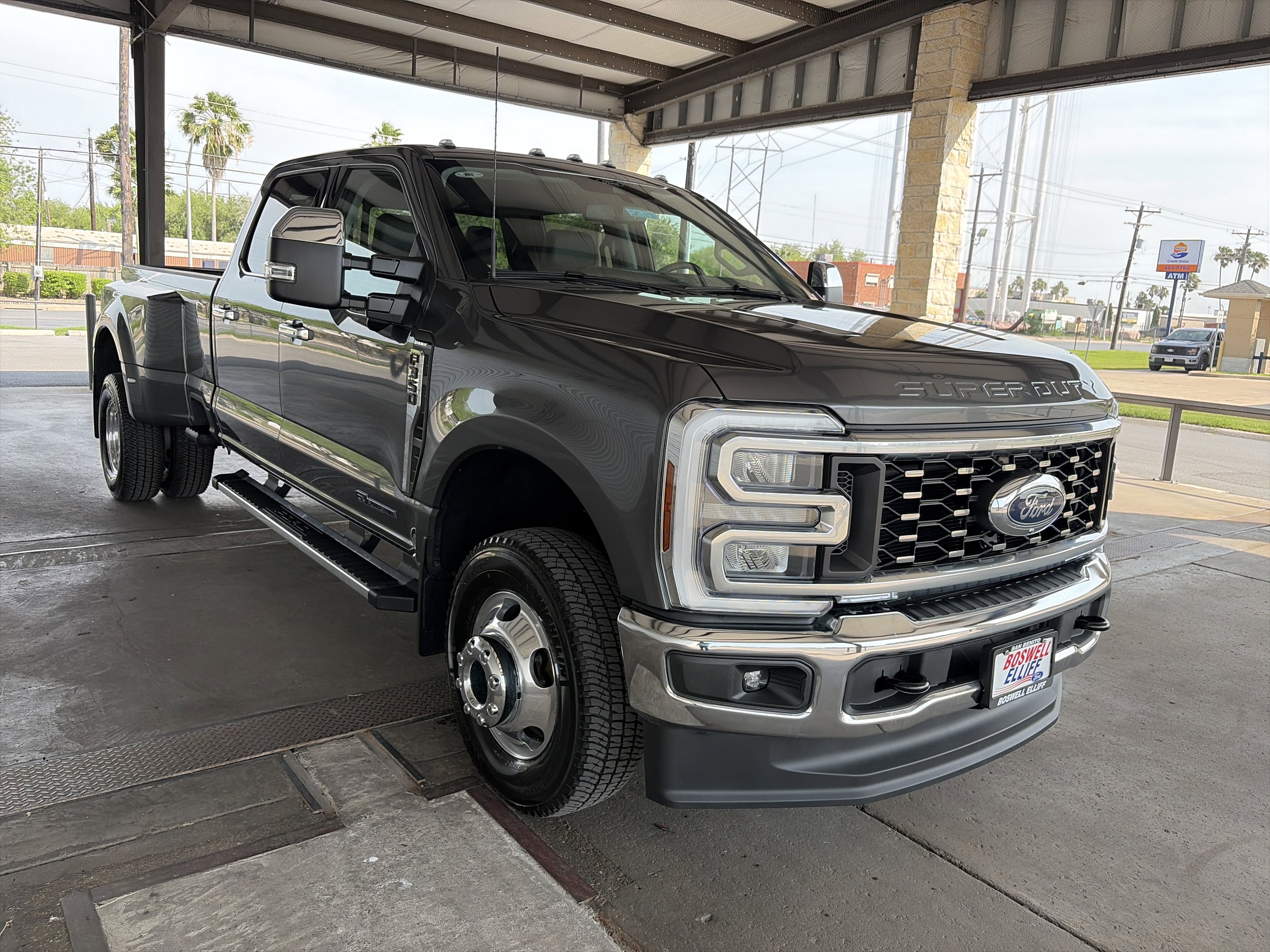 2026 Ford Super Duty F-350 DRW F-350® Lariat®