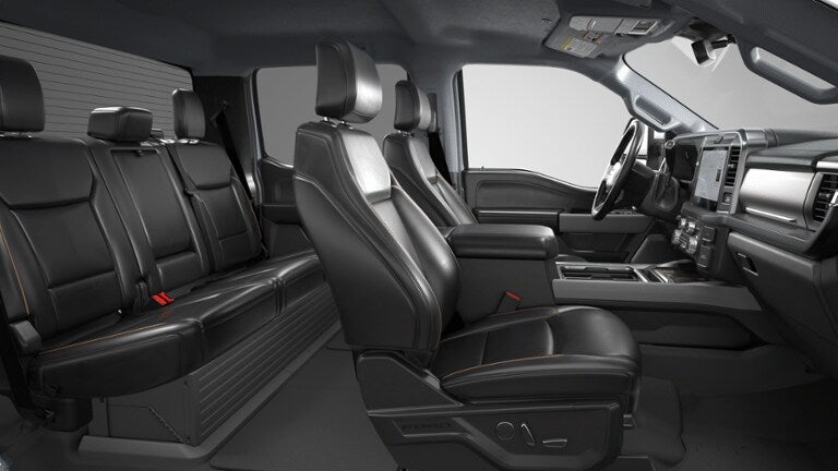 2026 Ford Super Duty F-450 DRW F-450® Lariat®