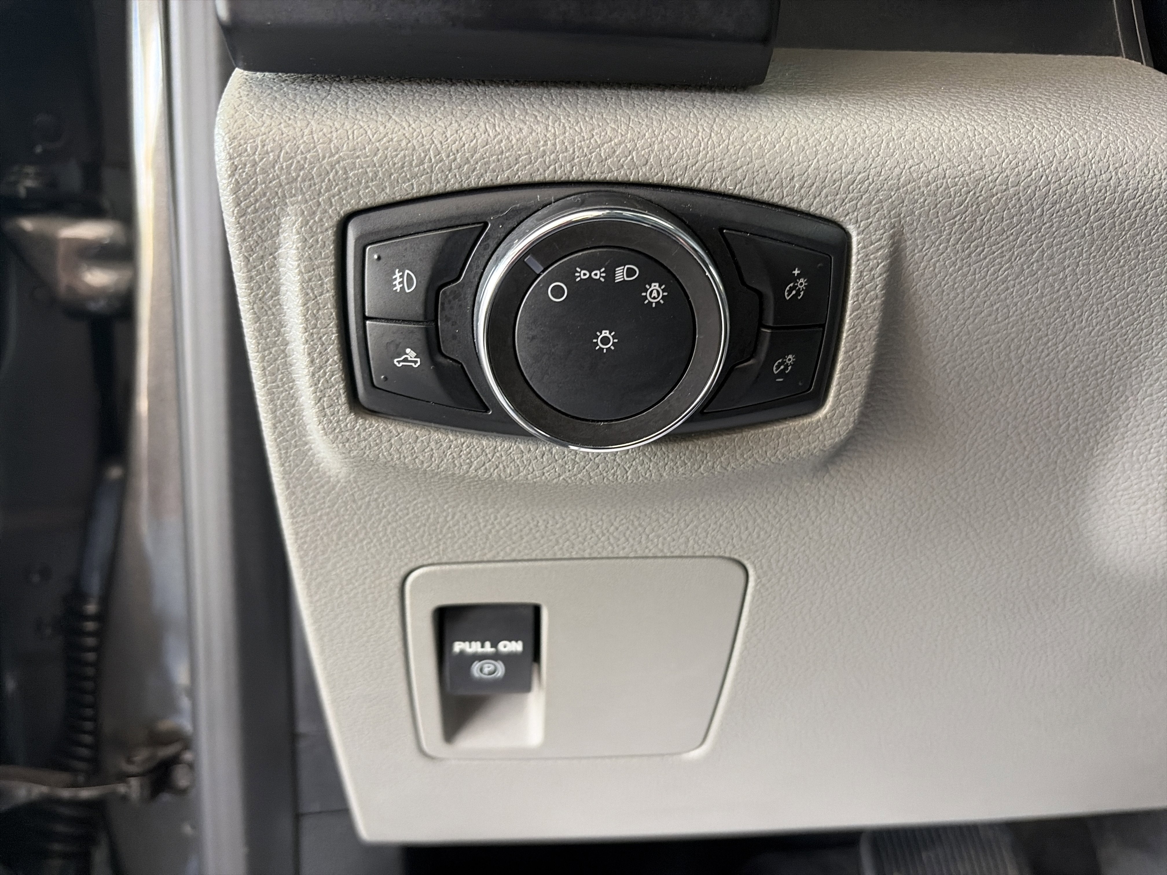 2020 Ford F-150 Base
