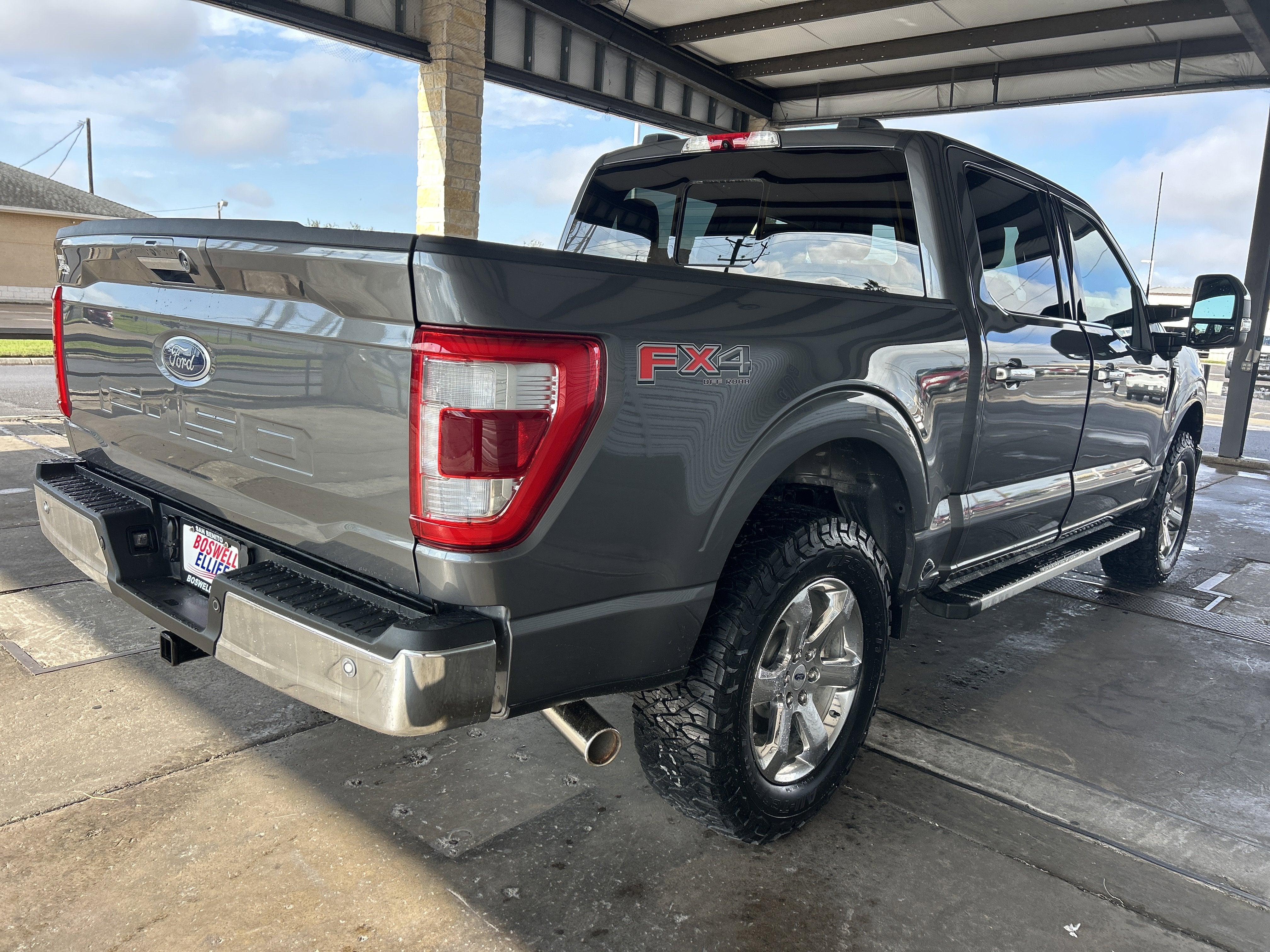 2023 Ford F-150 LARIAT