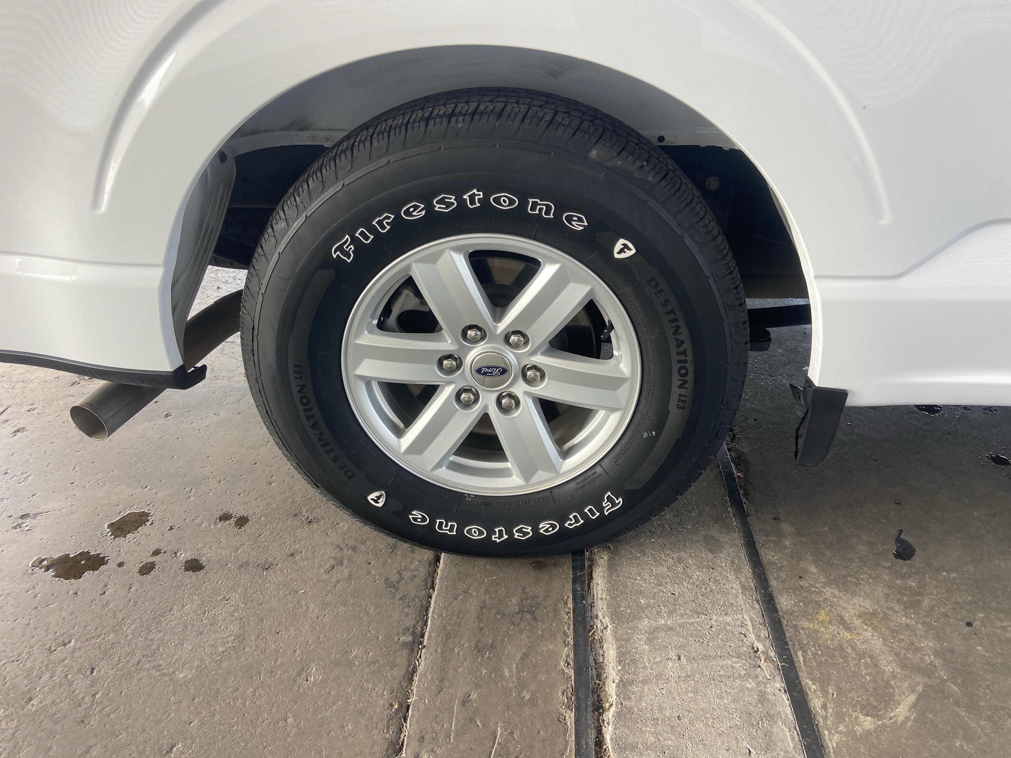 2023 Ford F-150 Base
