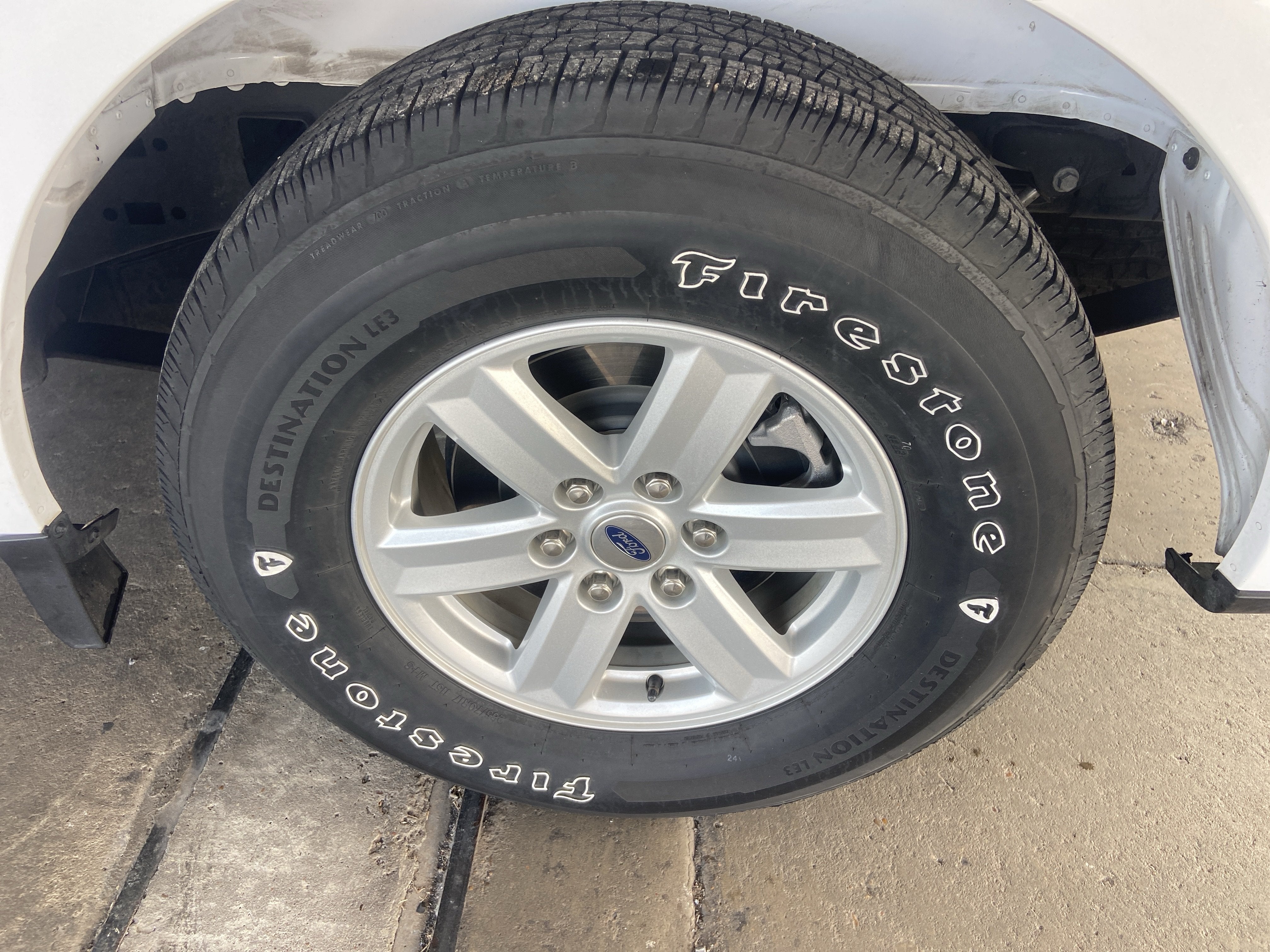 2023 Ford F-150 Base