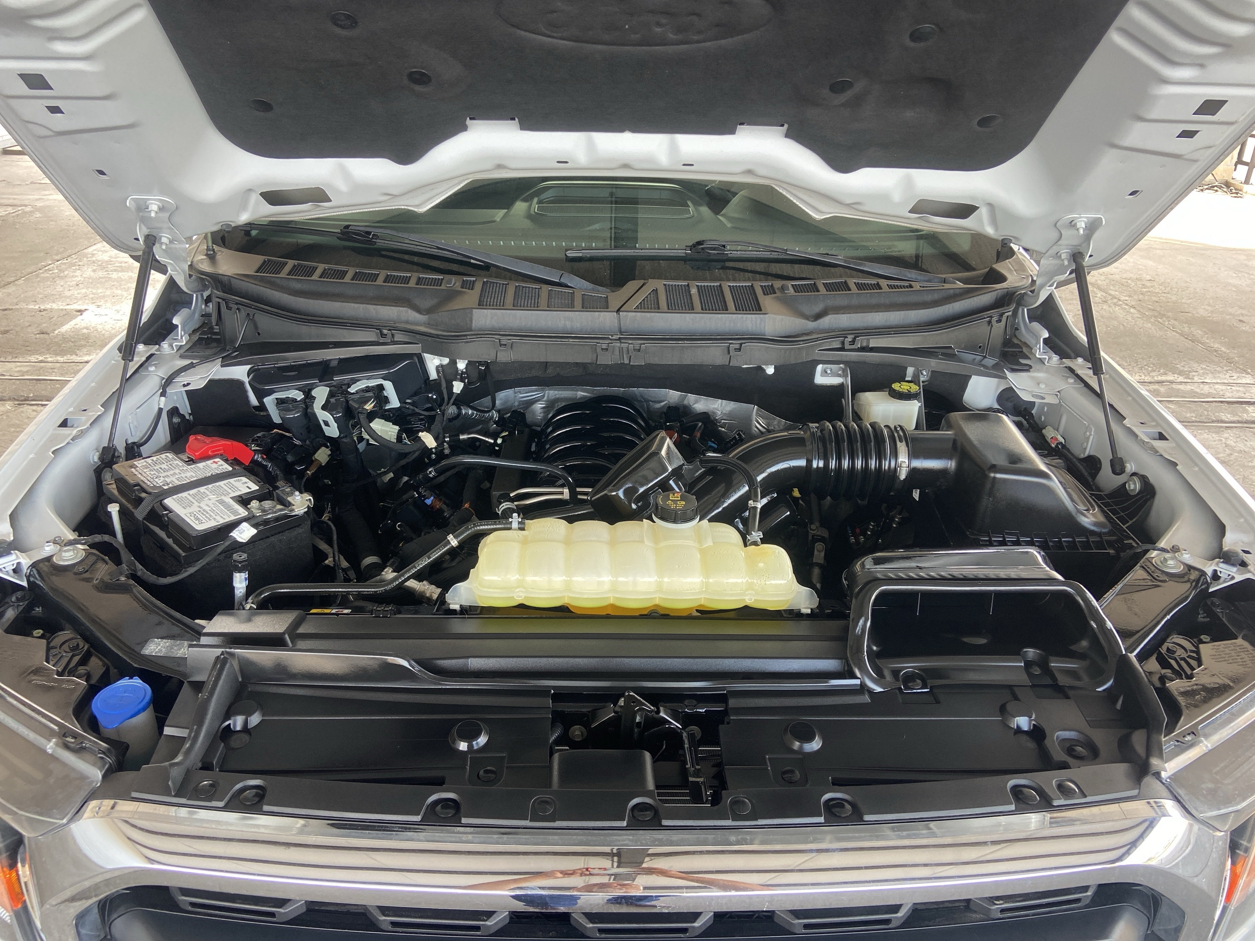 2023 Ford F-150 Base