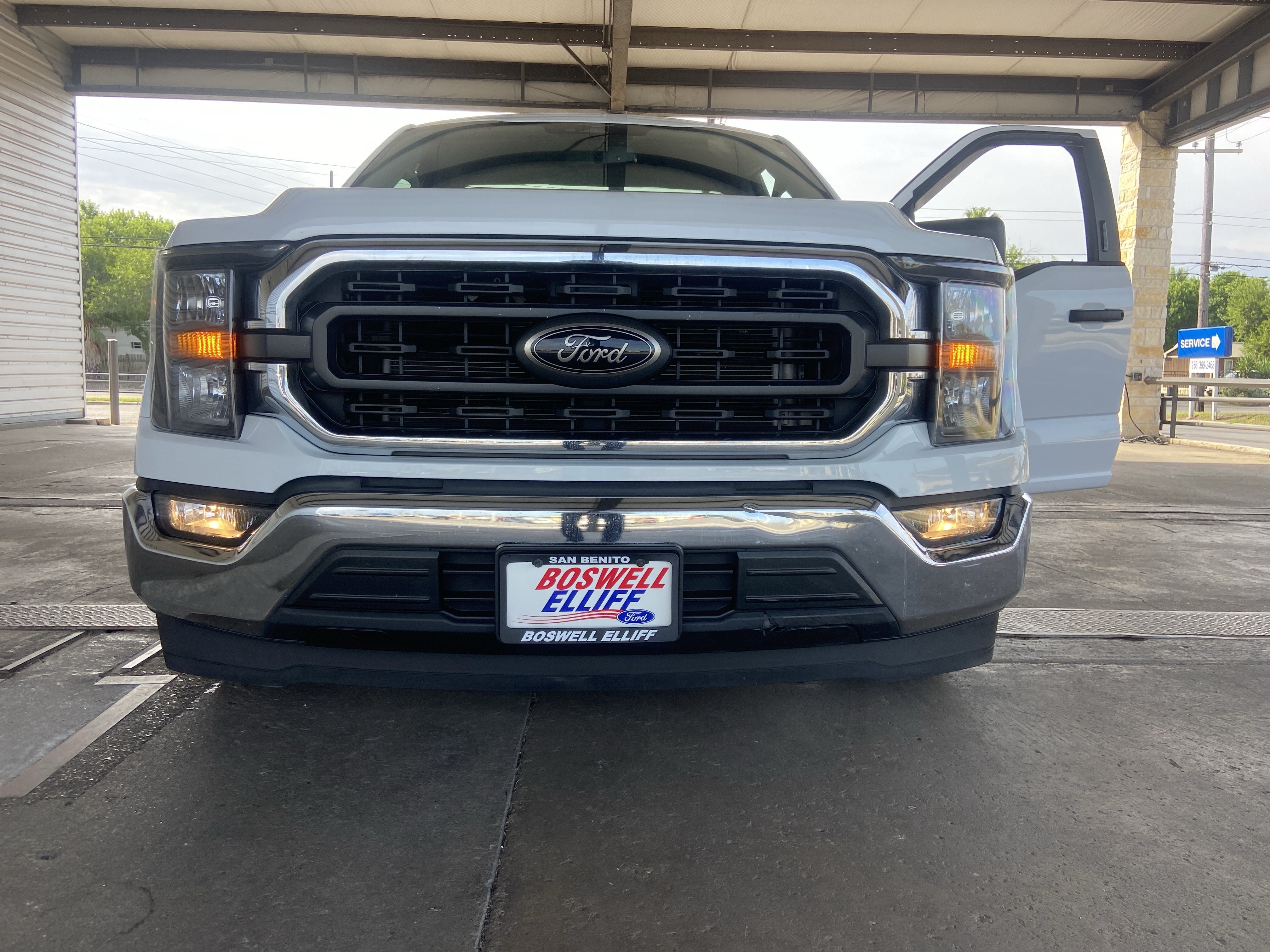 2023 Ford F-150 Base