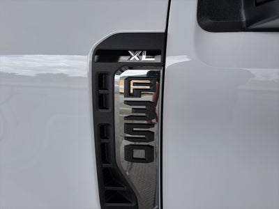 2026 Ford Super Duty F-350 DRW XL