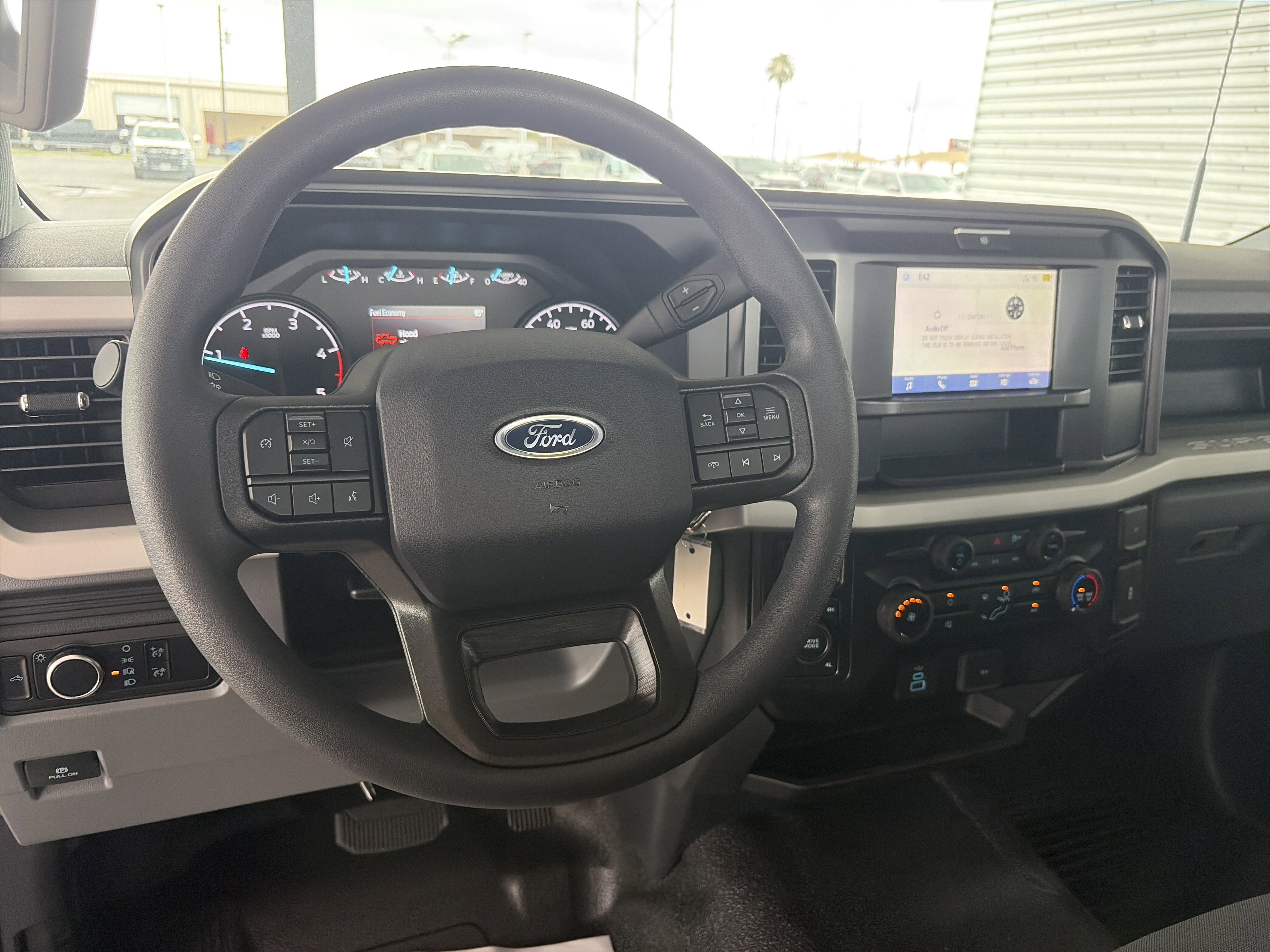2026 Ford Super Duty F-350 DRW XL