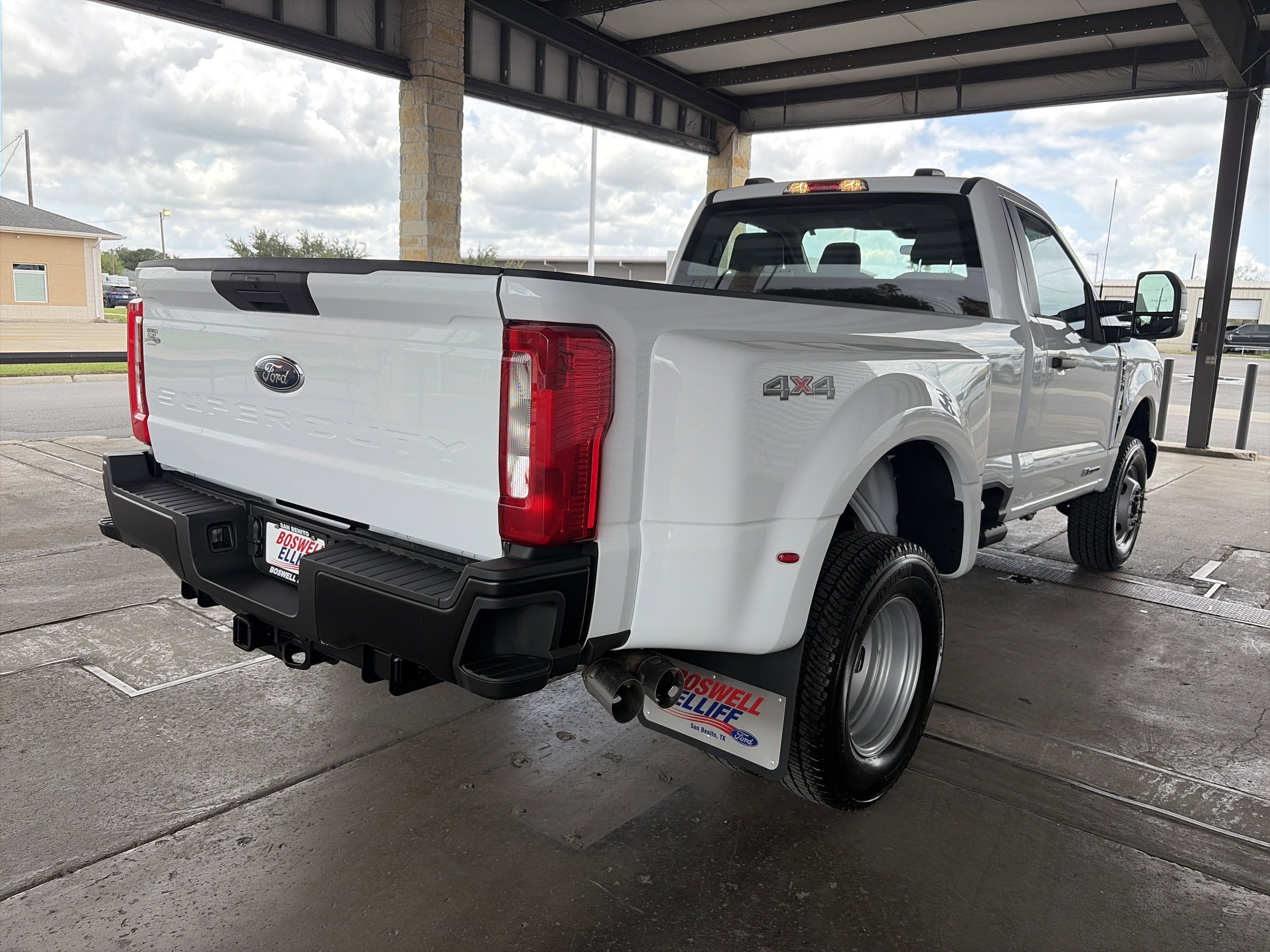 2026 Ford Super Duty F-350 DRW XL