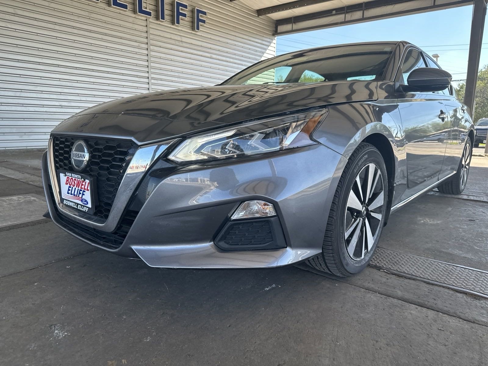 Used 2022 Nissan Altima SV with VIN 1N4BL4DV7NN407746 for sale in San Benito, TX