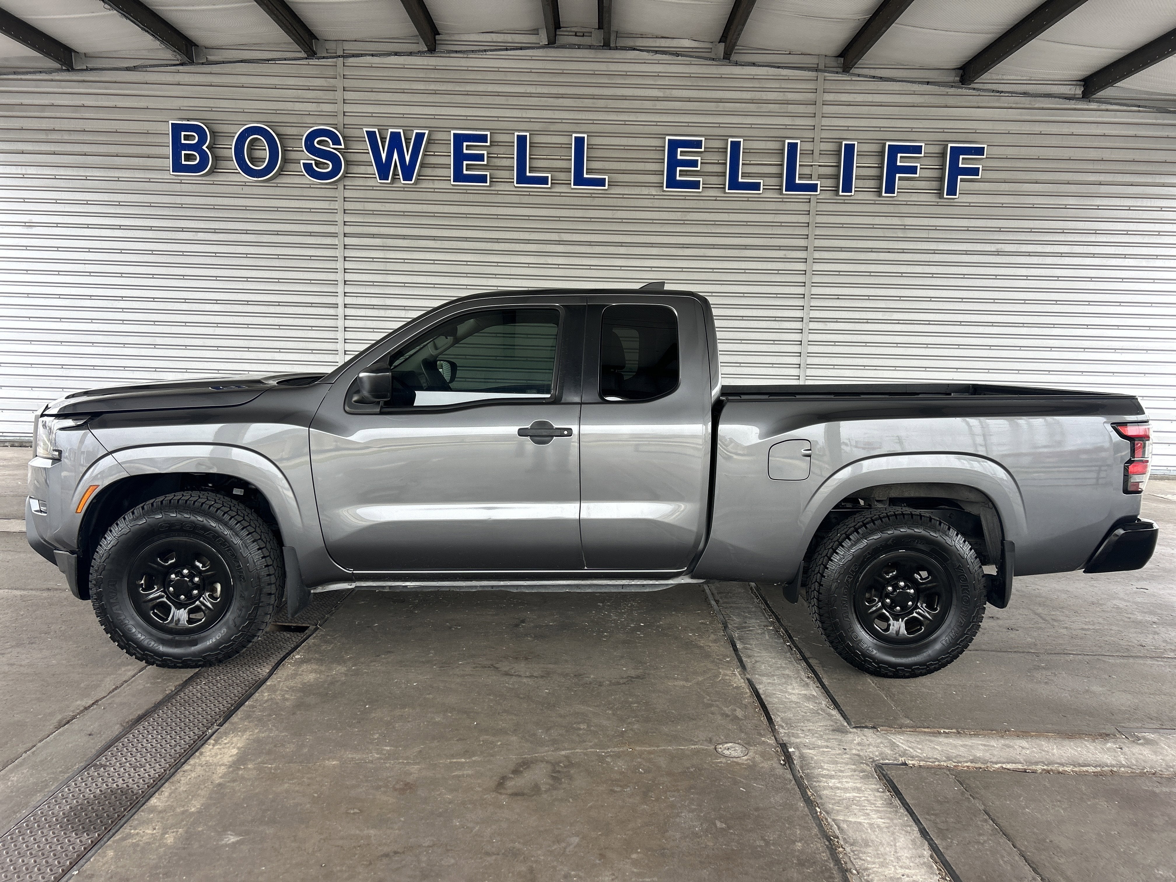 2022 Nissan Frontier S