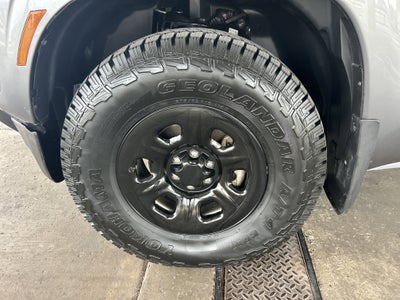 2022 Nissan Frontier S