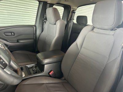 2022 Nissan Frontier S