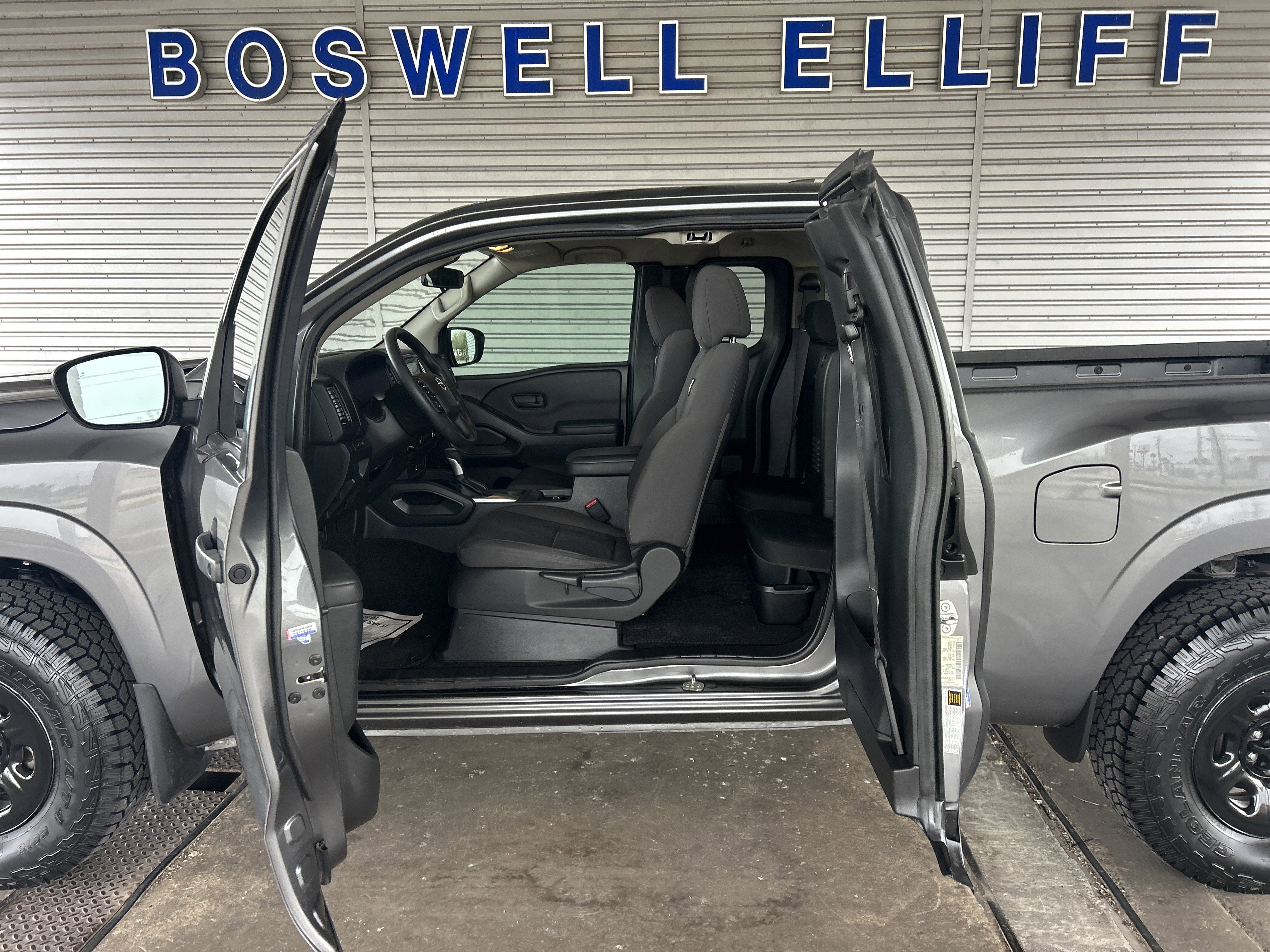 2022 Nissan Frontier S