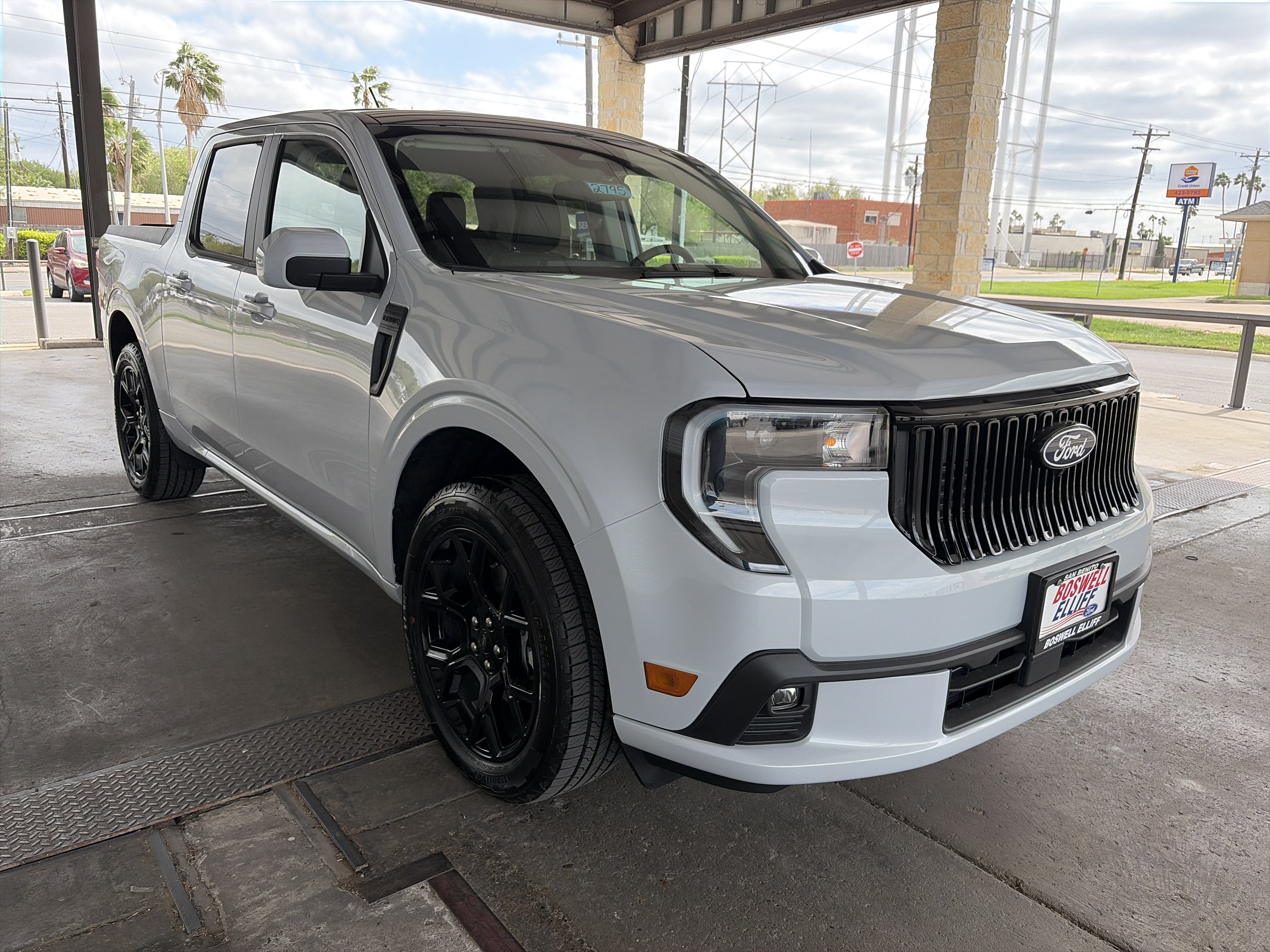 2026 Ford Maverick Lobo Standard