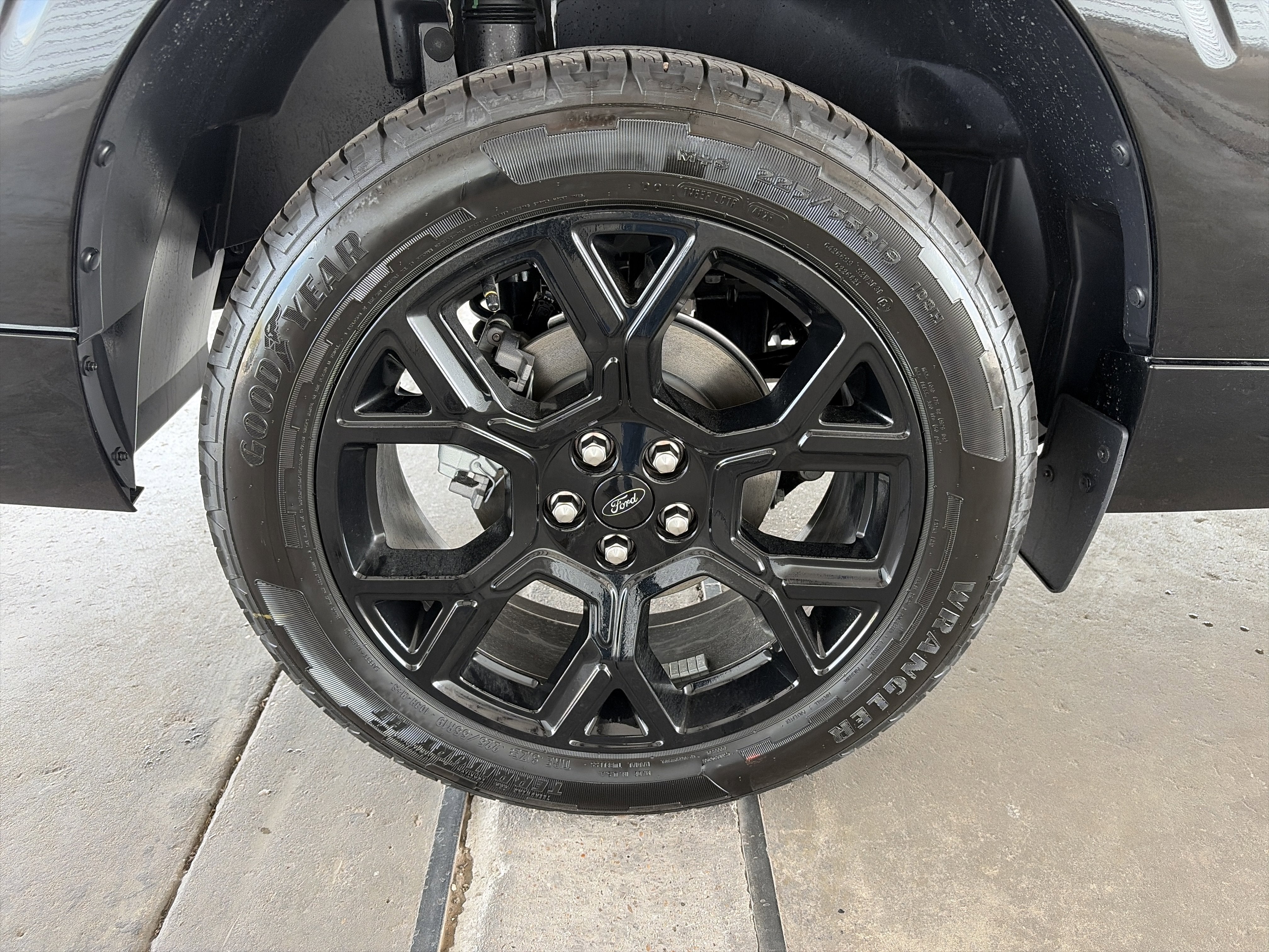 2026 Ford Maverick Lobo Standard