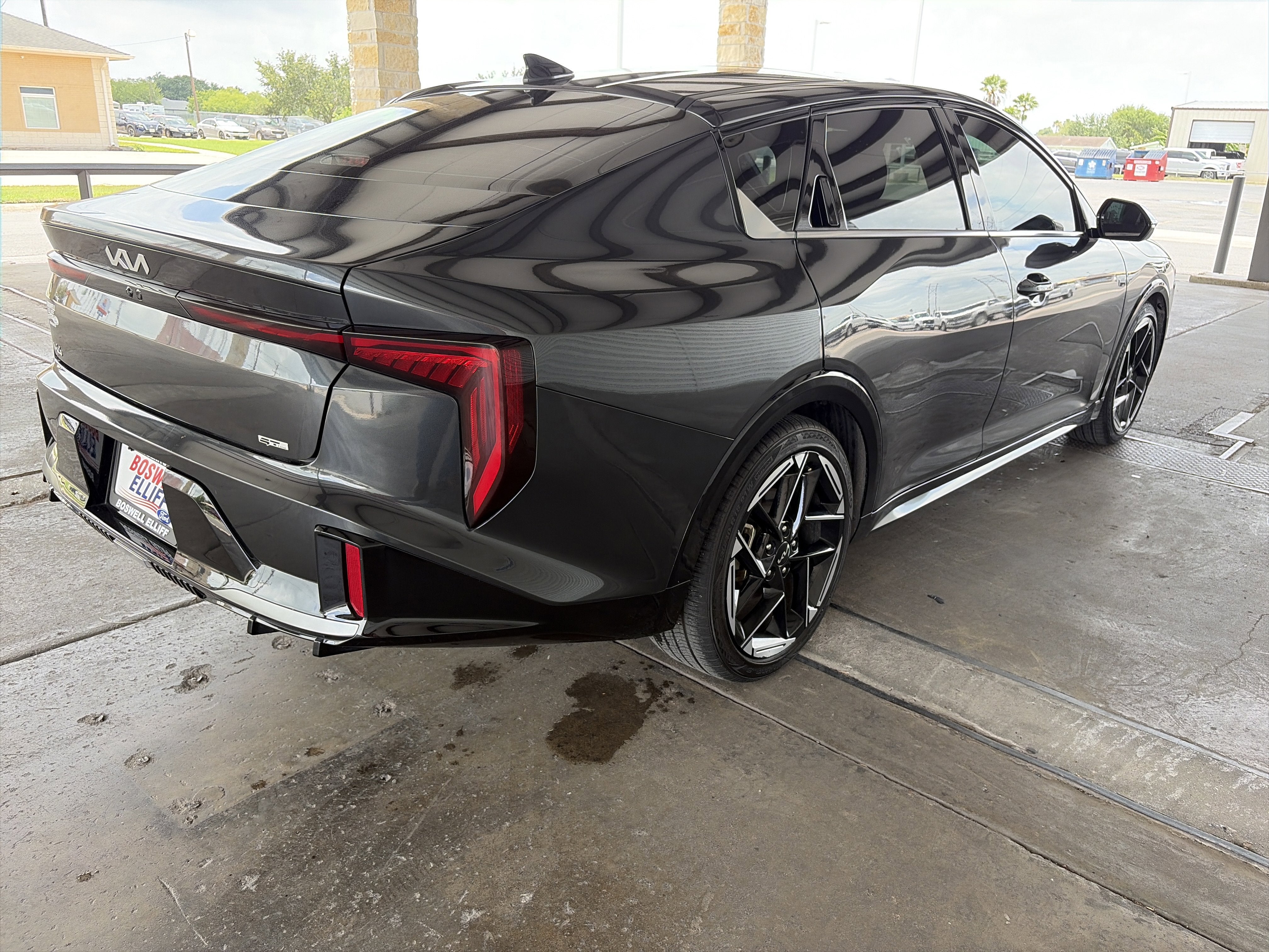 2025 Kia K4 GT-Line