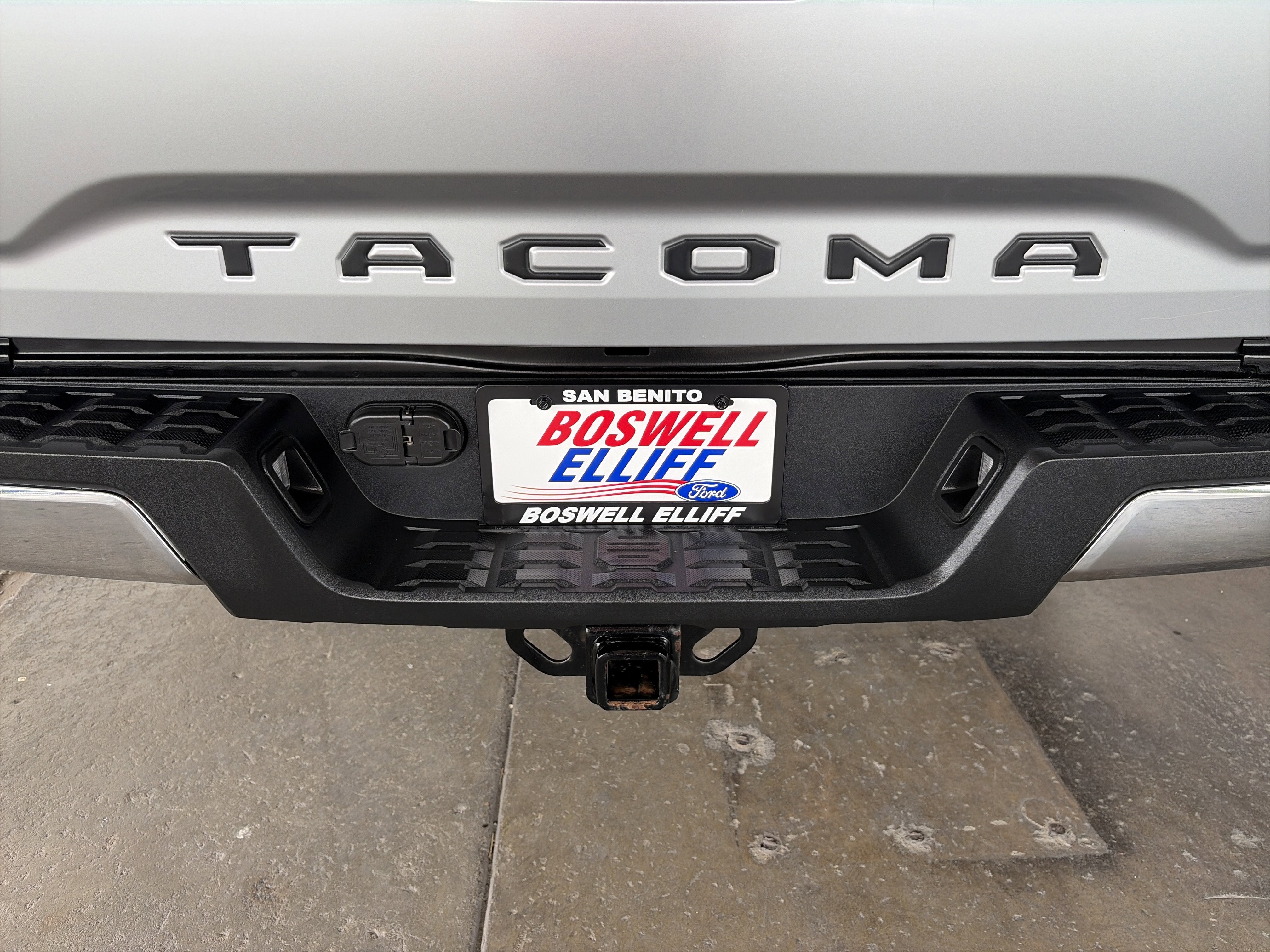 2022 Toyota Tacoma 2WD Base