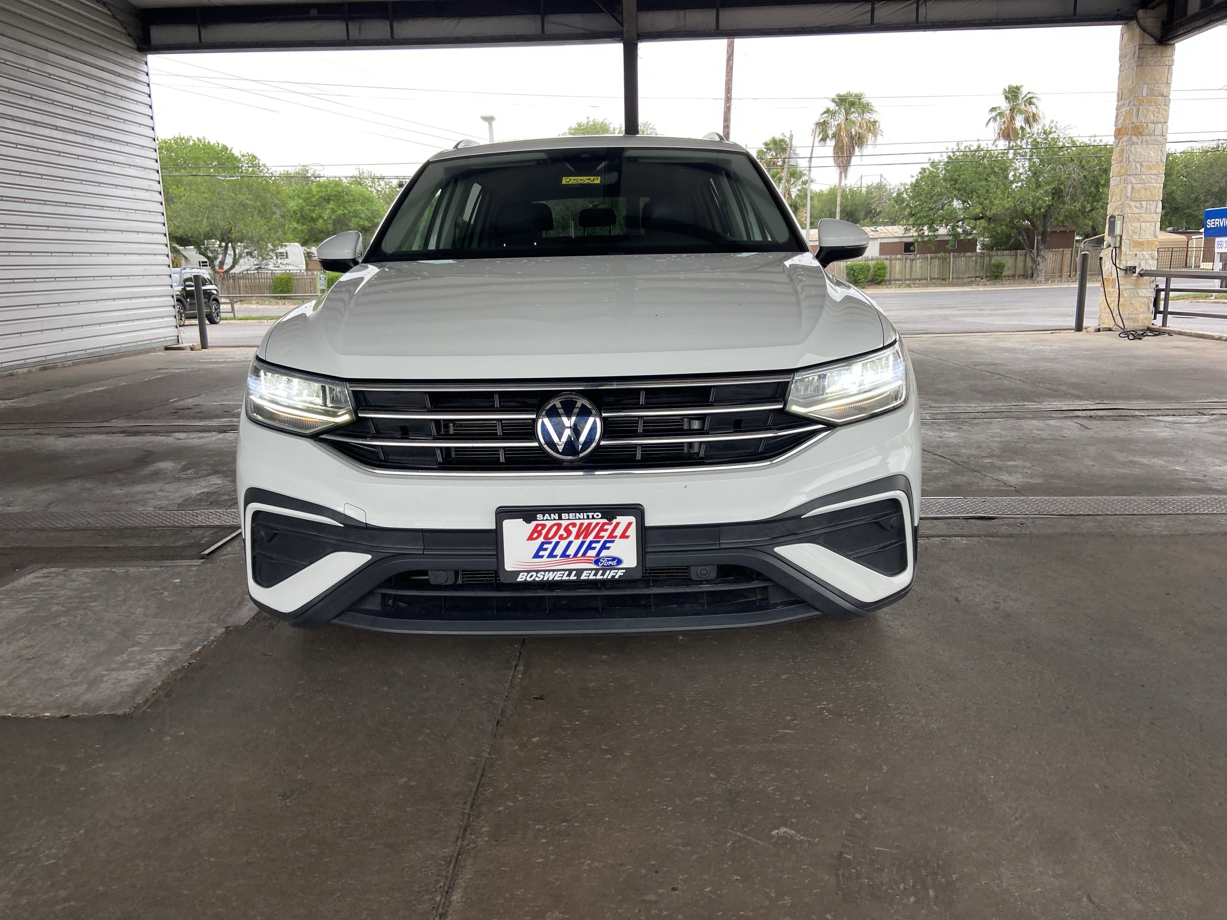 2024 Volkswagen Tiguan 2.0T SE
